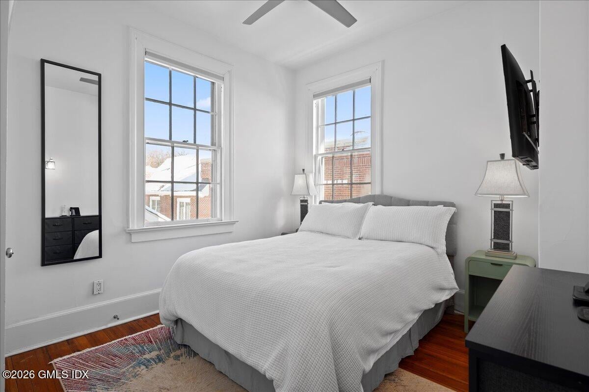 84-86 E Putnam Avenue Photo 26