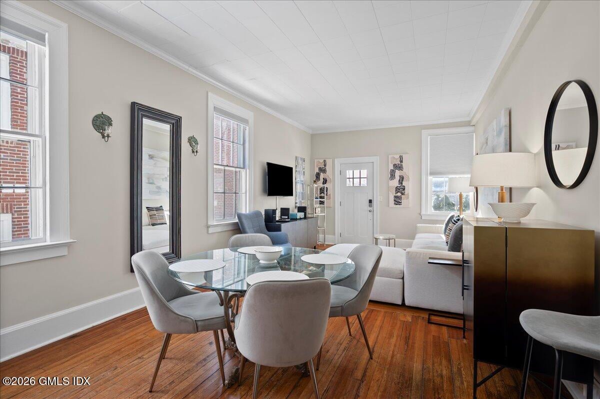 84-86 E Putnam Avenue Photo 20