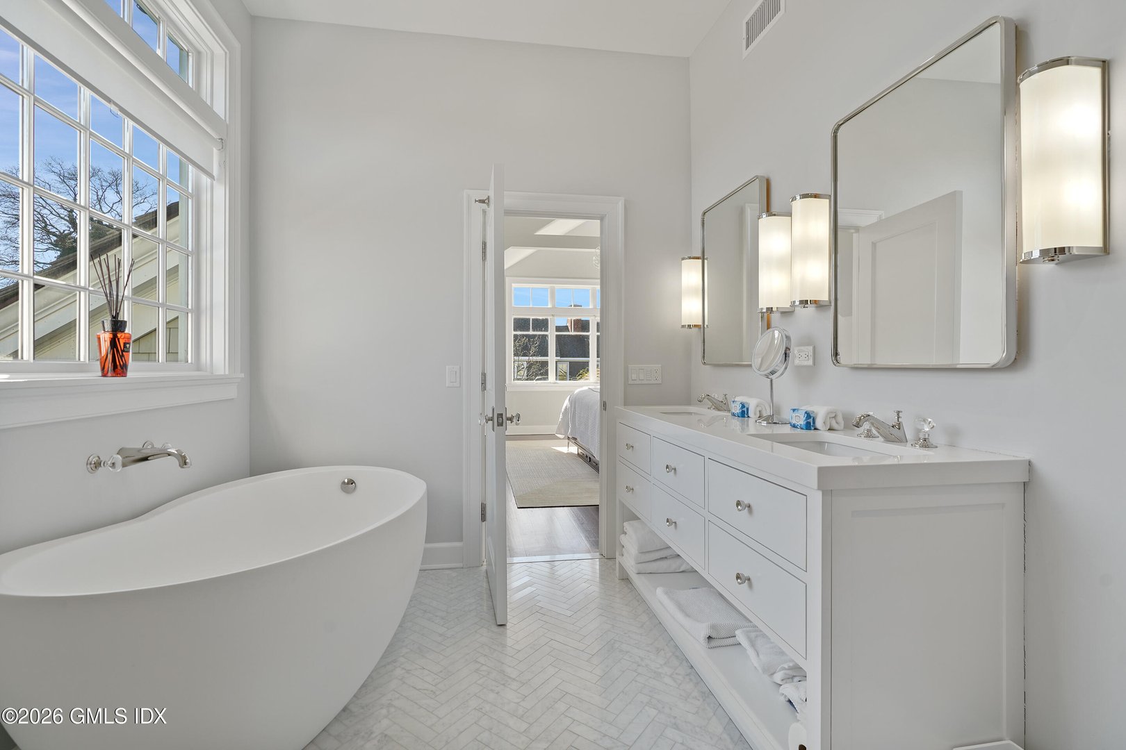 7 Grimes Road Photo 17