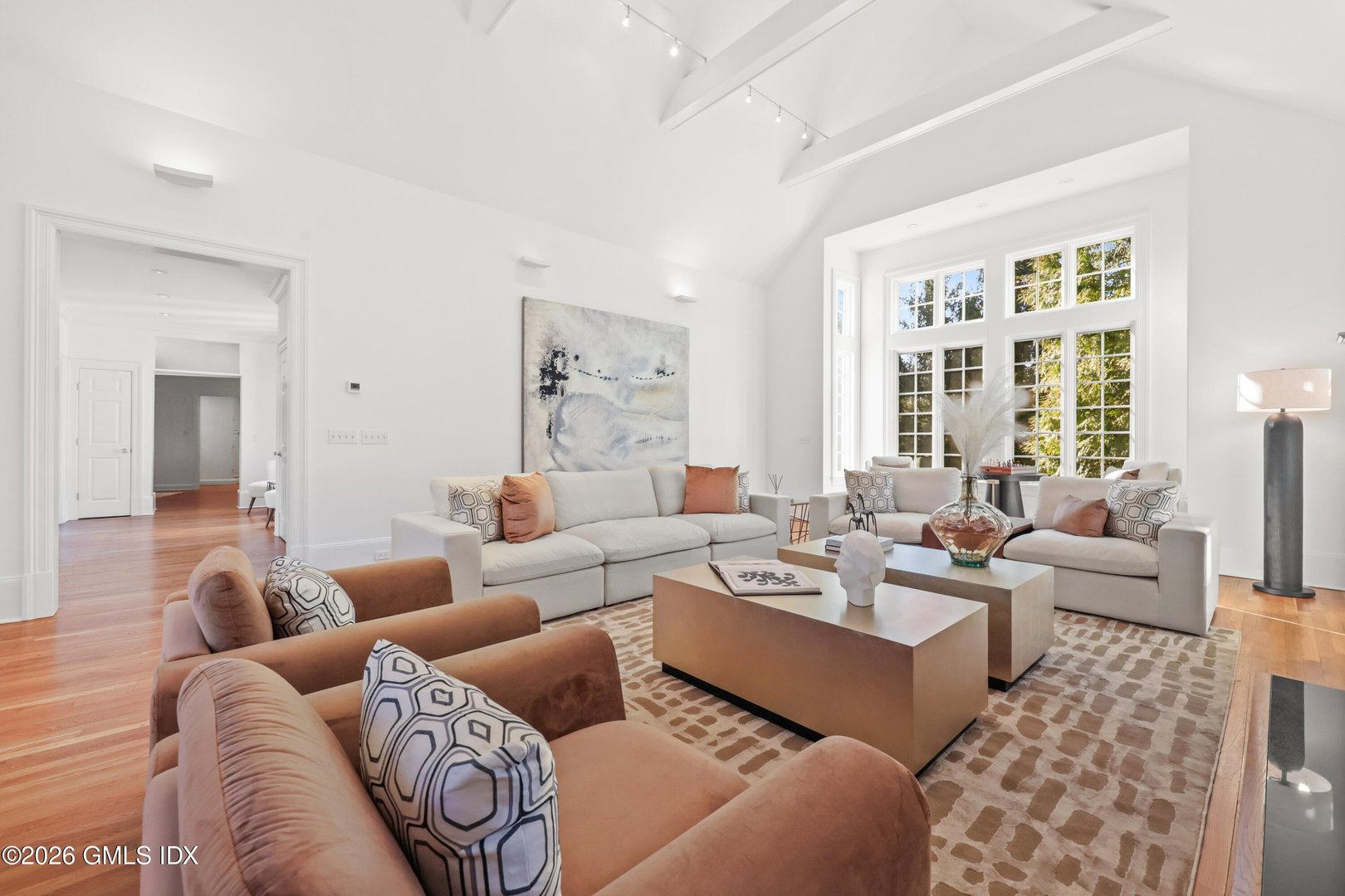 28 Irvine Road Photo 9