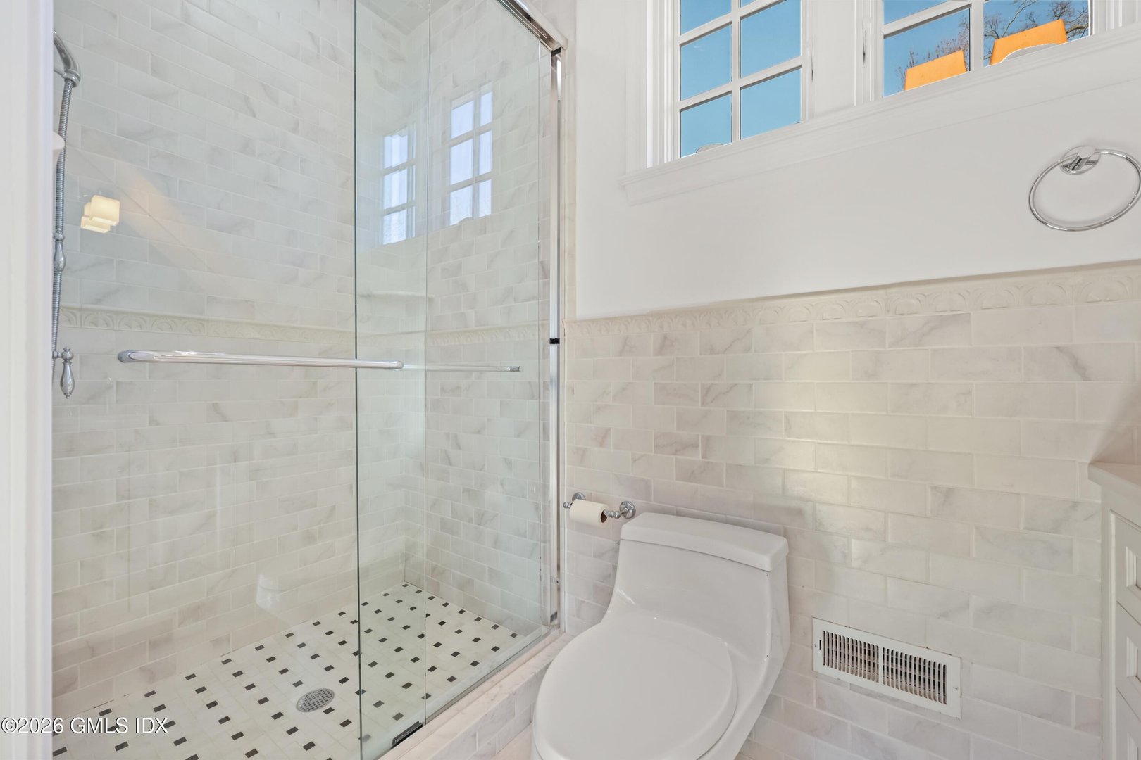 28 Irvine Road Photo 43