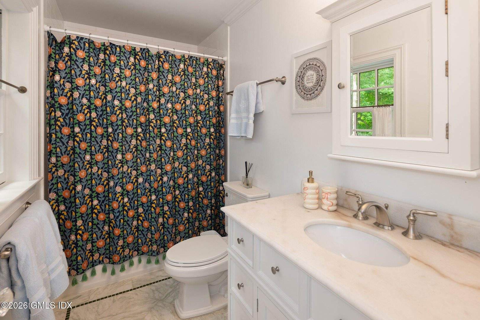 219 Orchard Street Photo 20