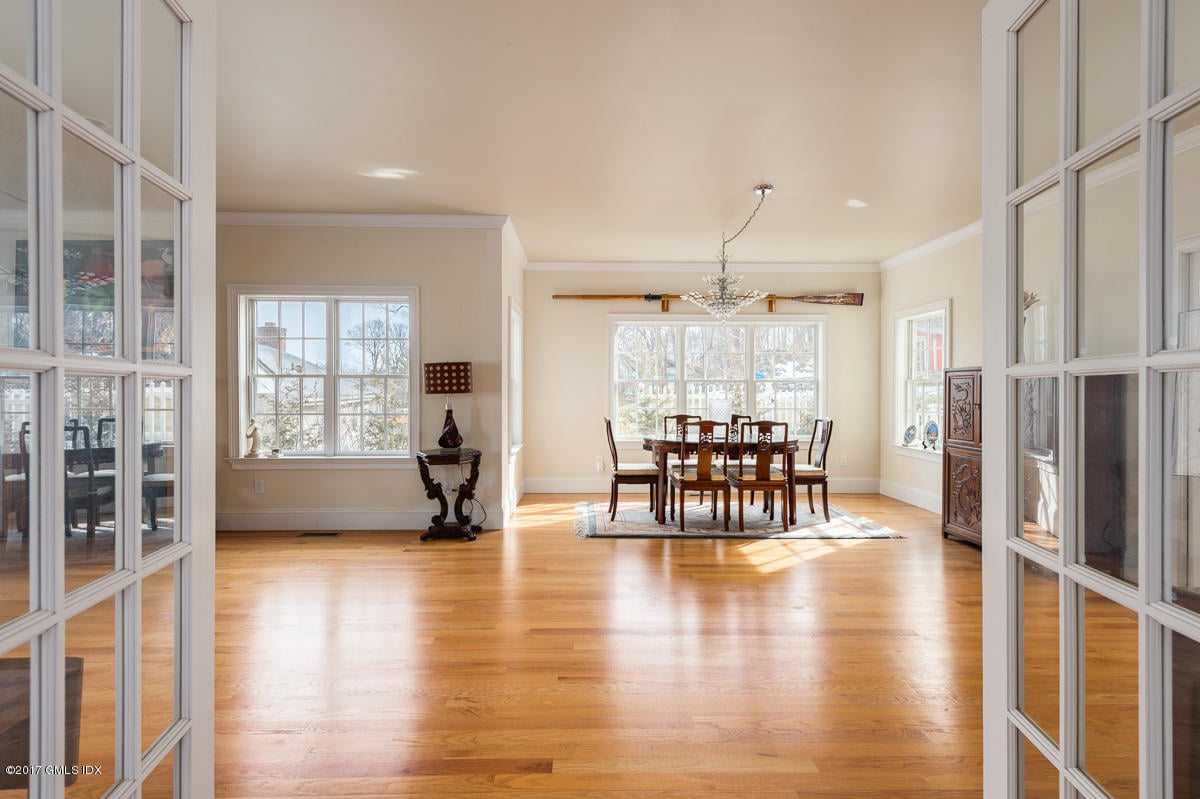 106 Orchard Street Photo 5