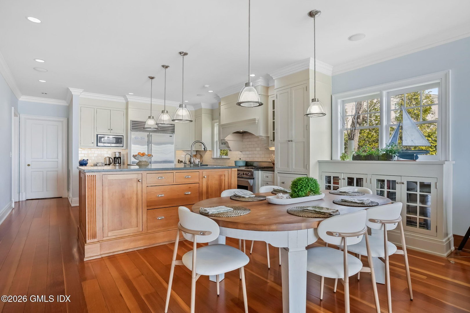 200 Shore Road Photo 7