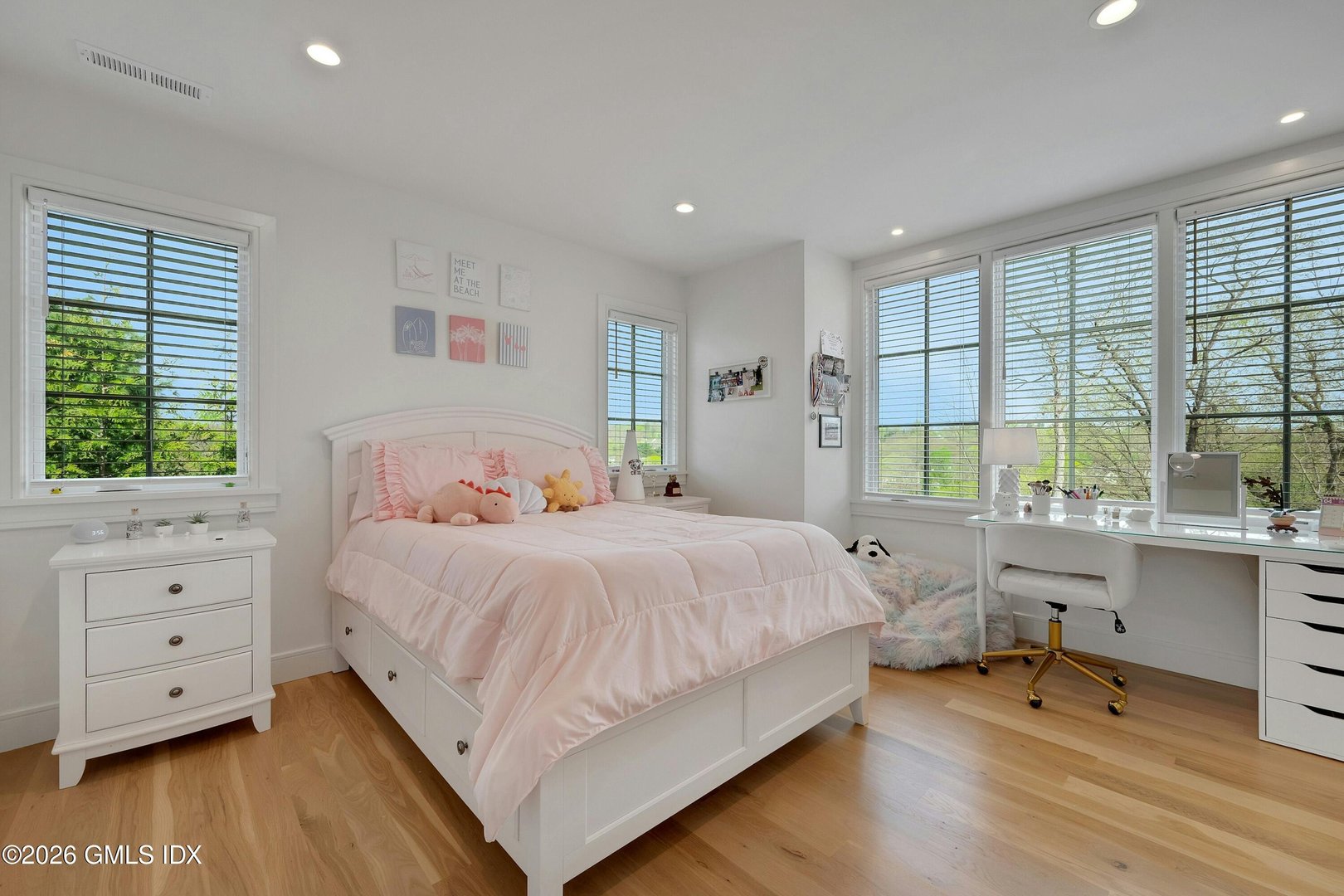 47 Ridge Street Photo 12