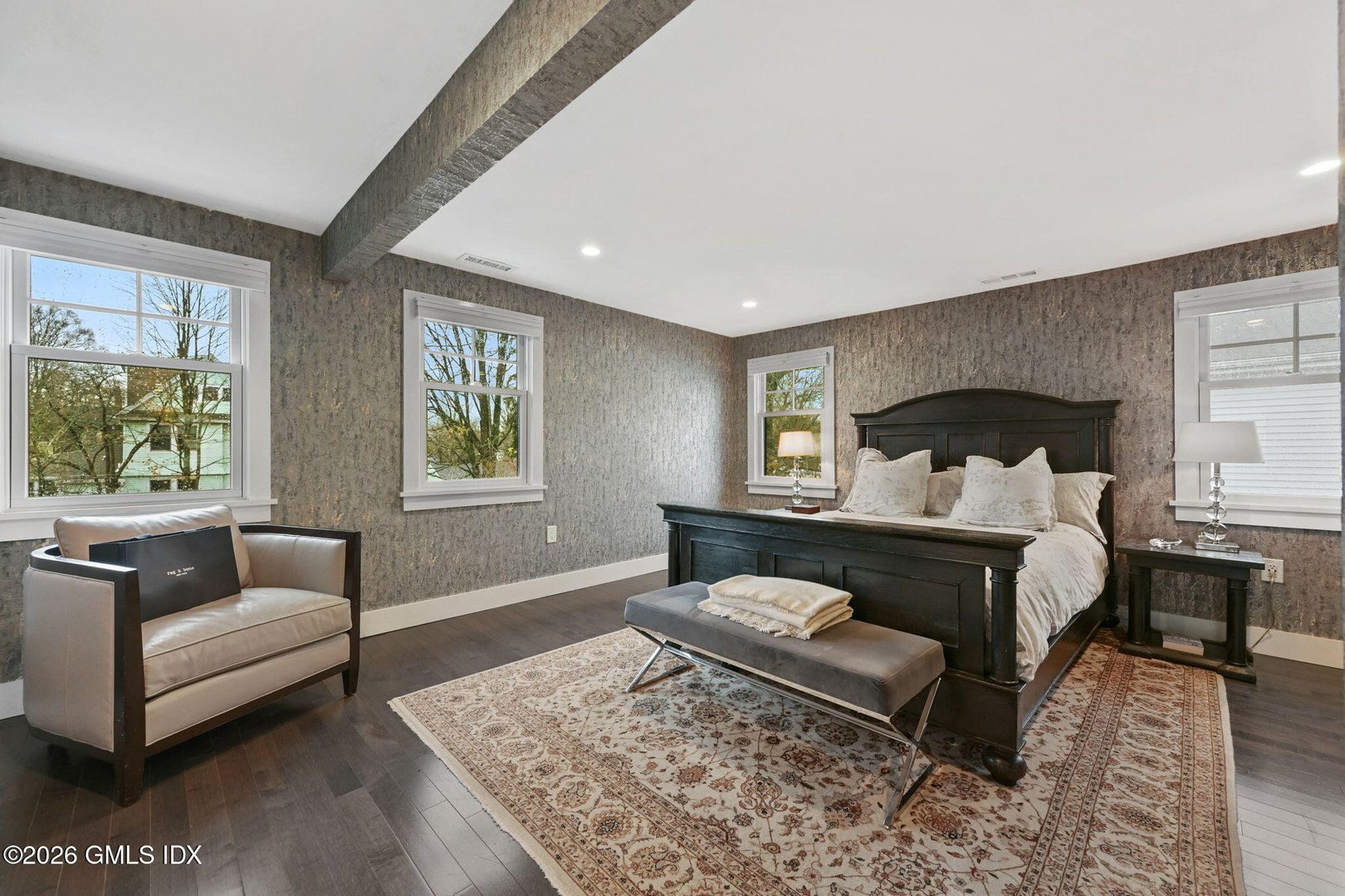 4 Miami Court Photo 27