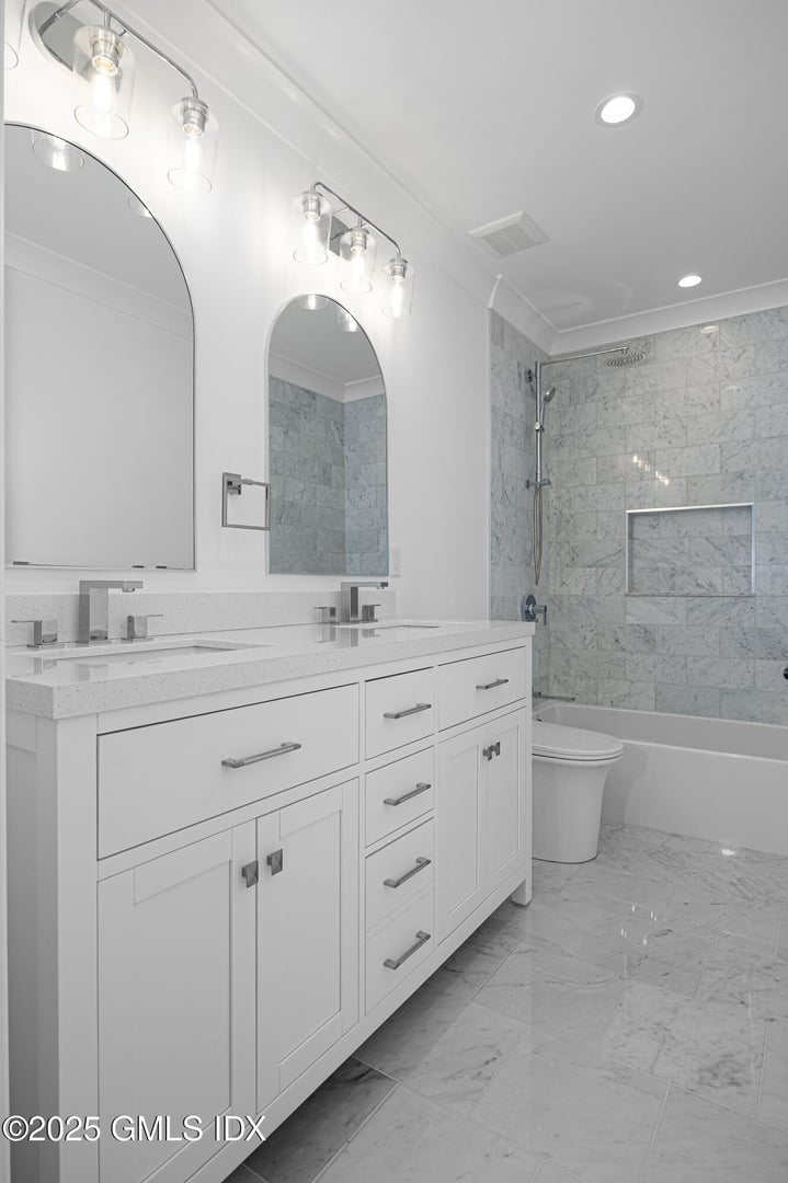 20 Sound Beach Avenue Photo 18