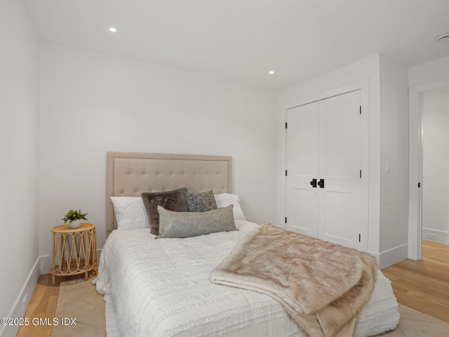 24 Valley Road Photo 20