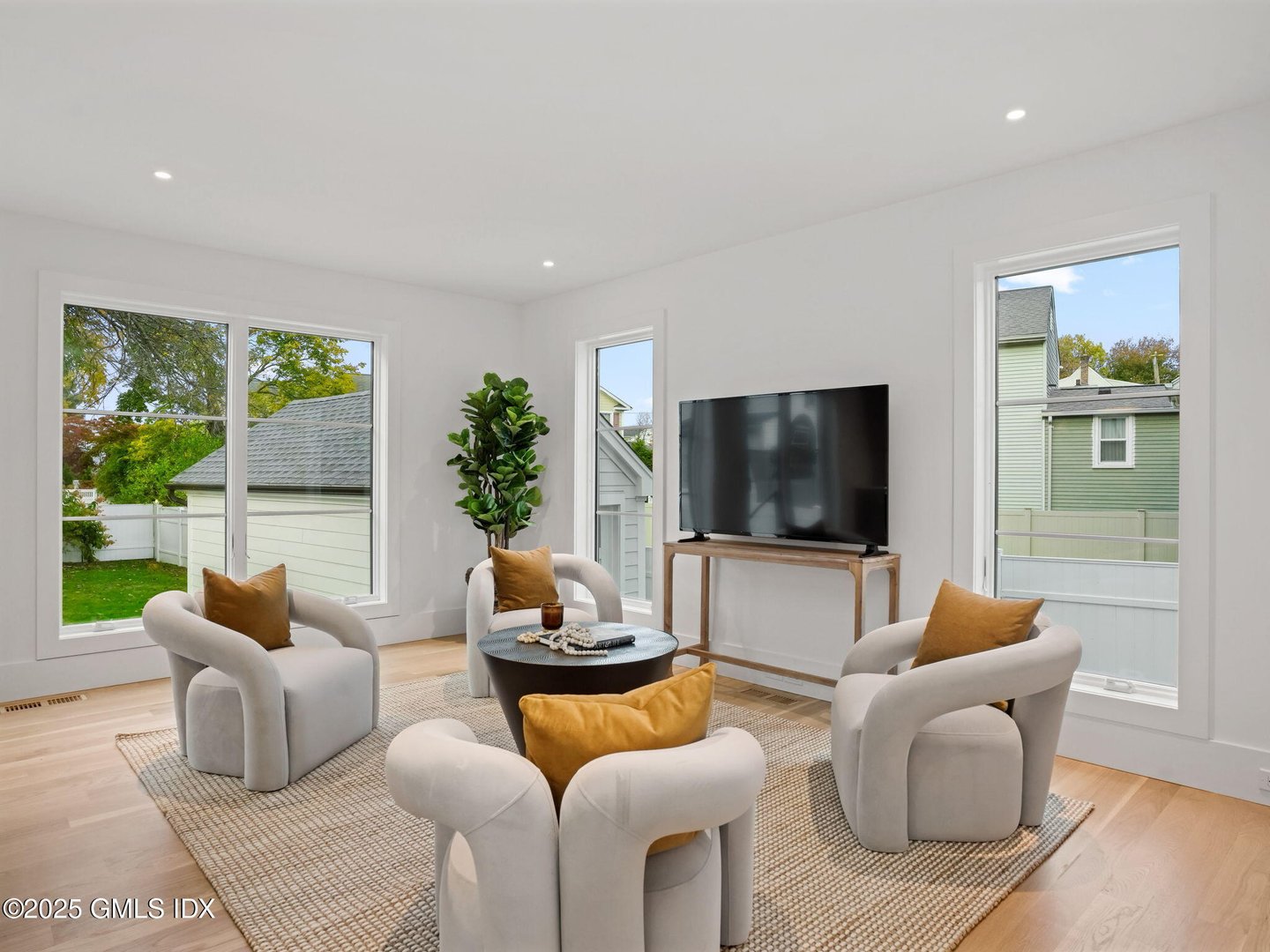 24 Valley Road Photo 11