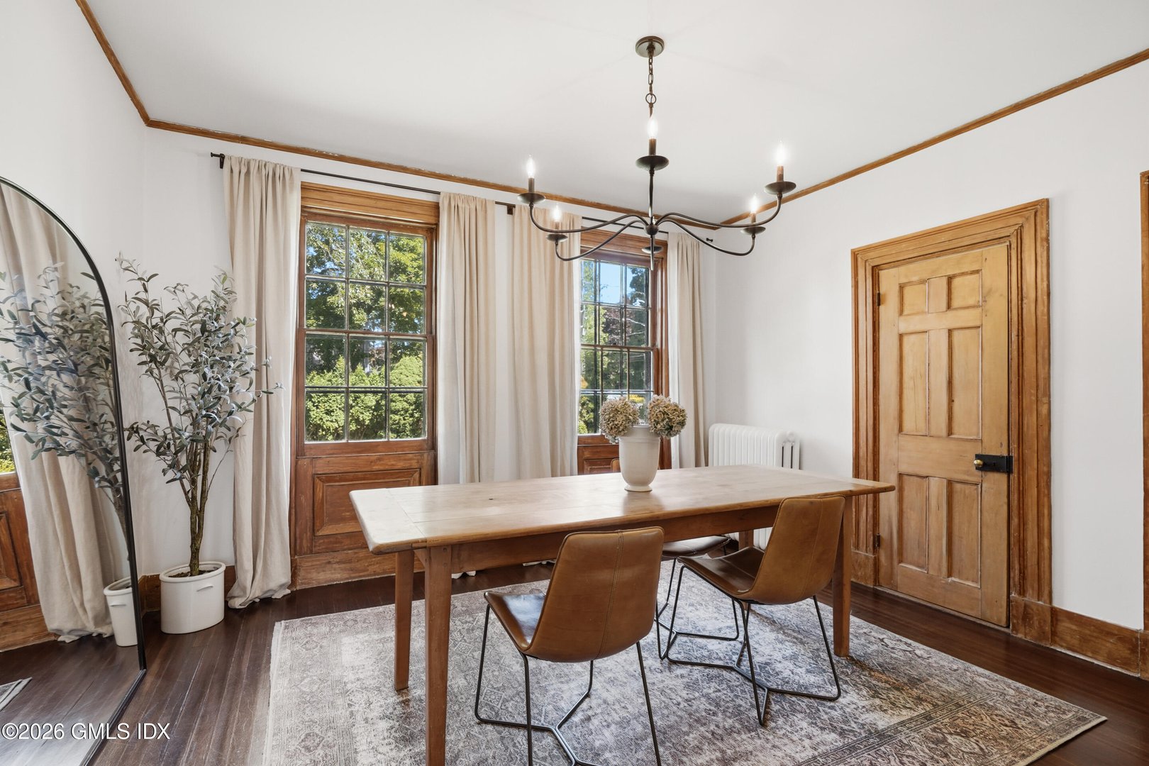 33 Mead Avenue Photo 8