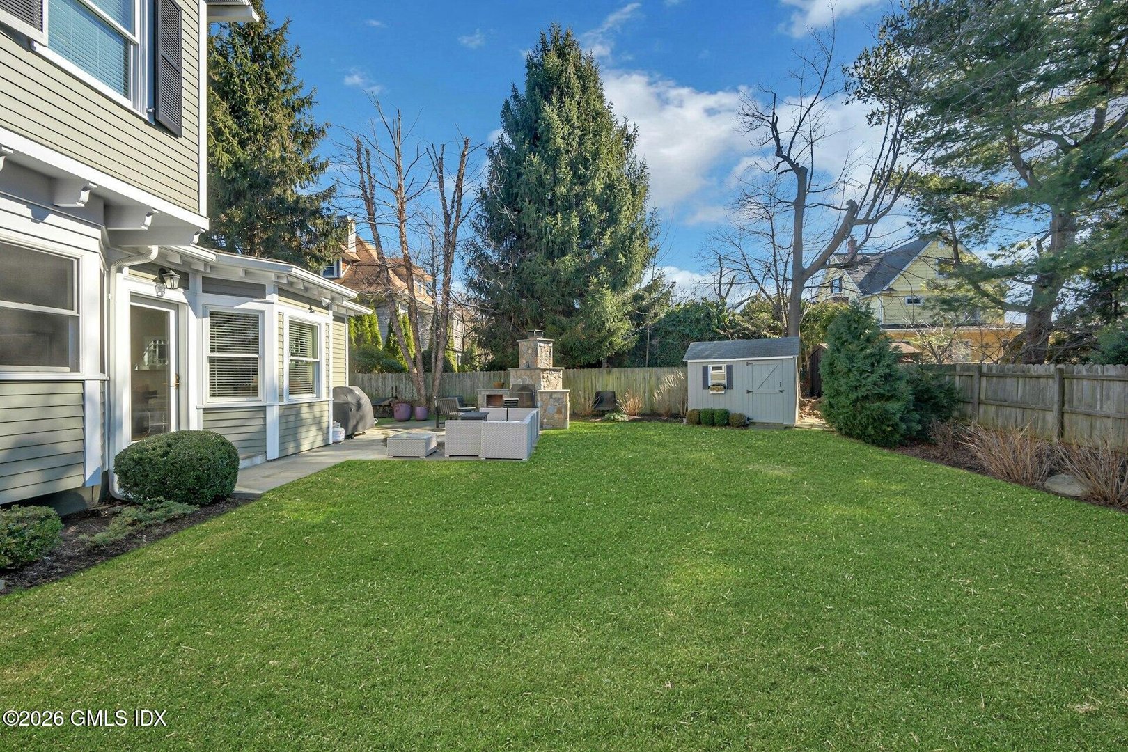 333 Sound Beach Avenue Photo 32