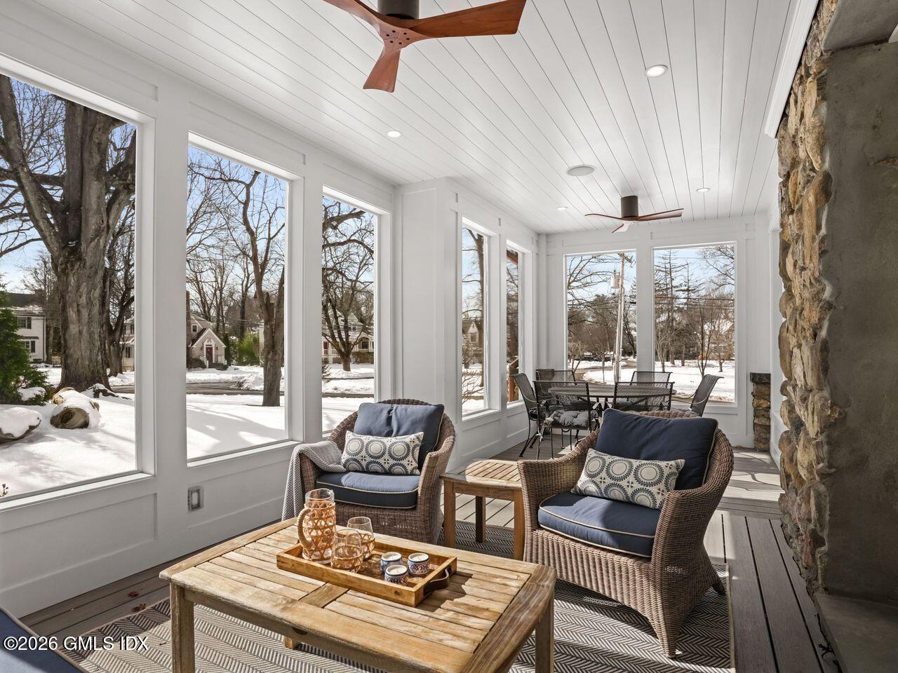 21 Lake Drive Photo 5