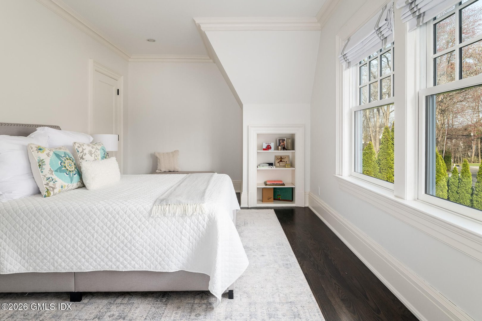 45 Willow Road Photo 19