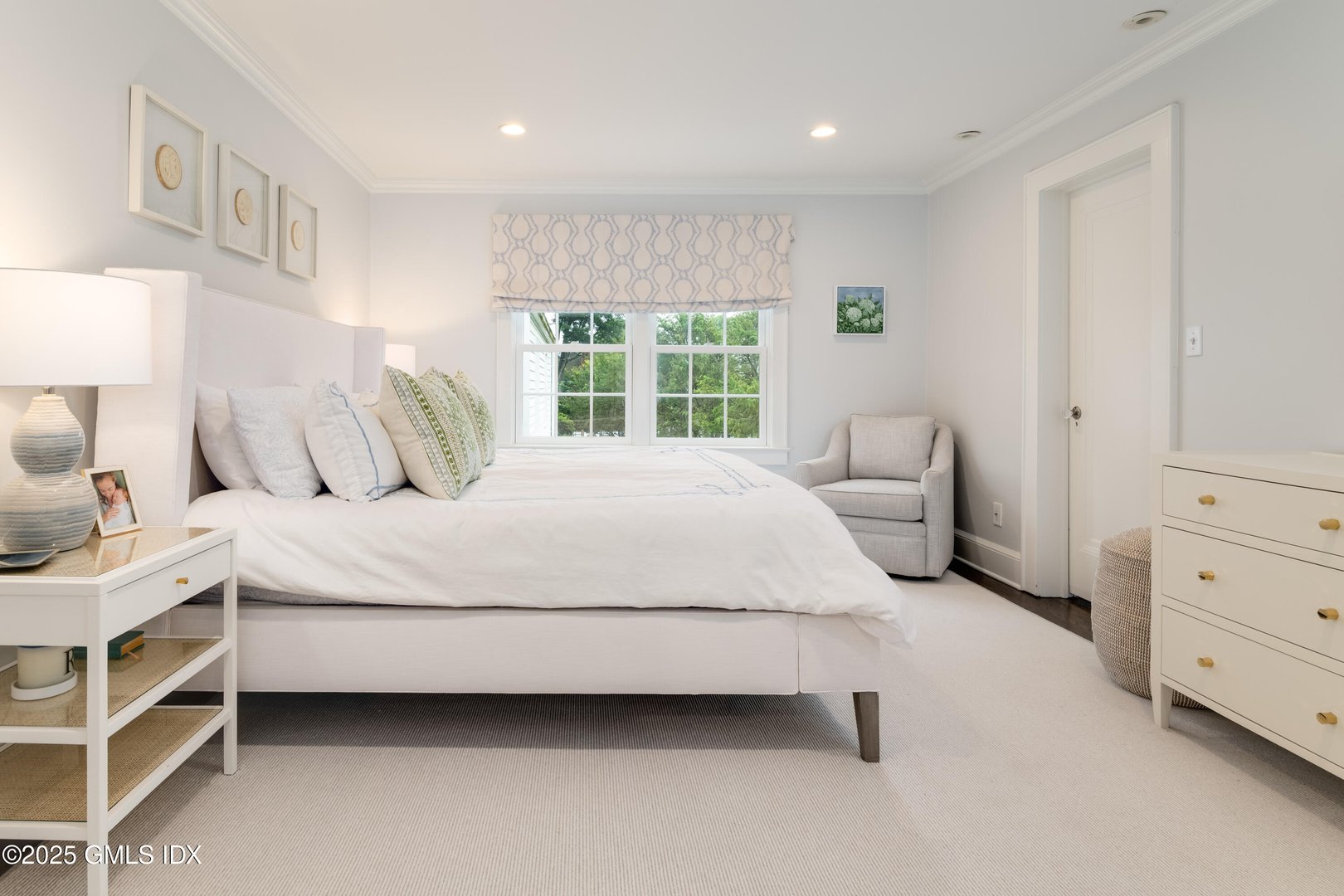 227 Riverside Avenue Photo 13