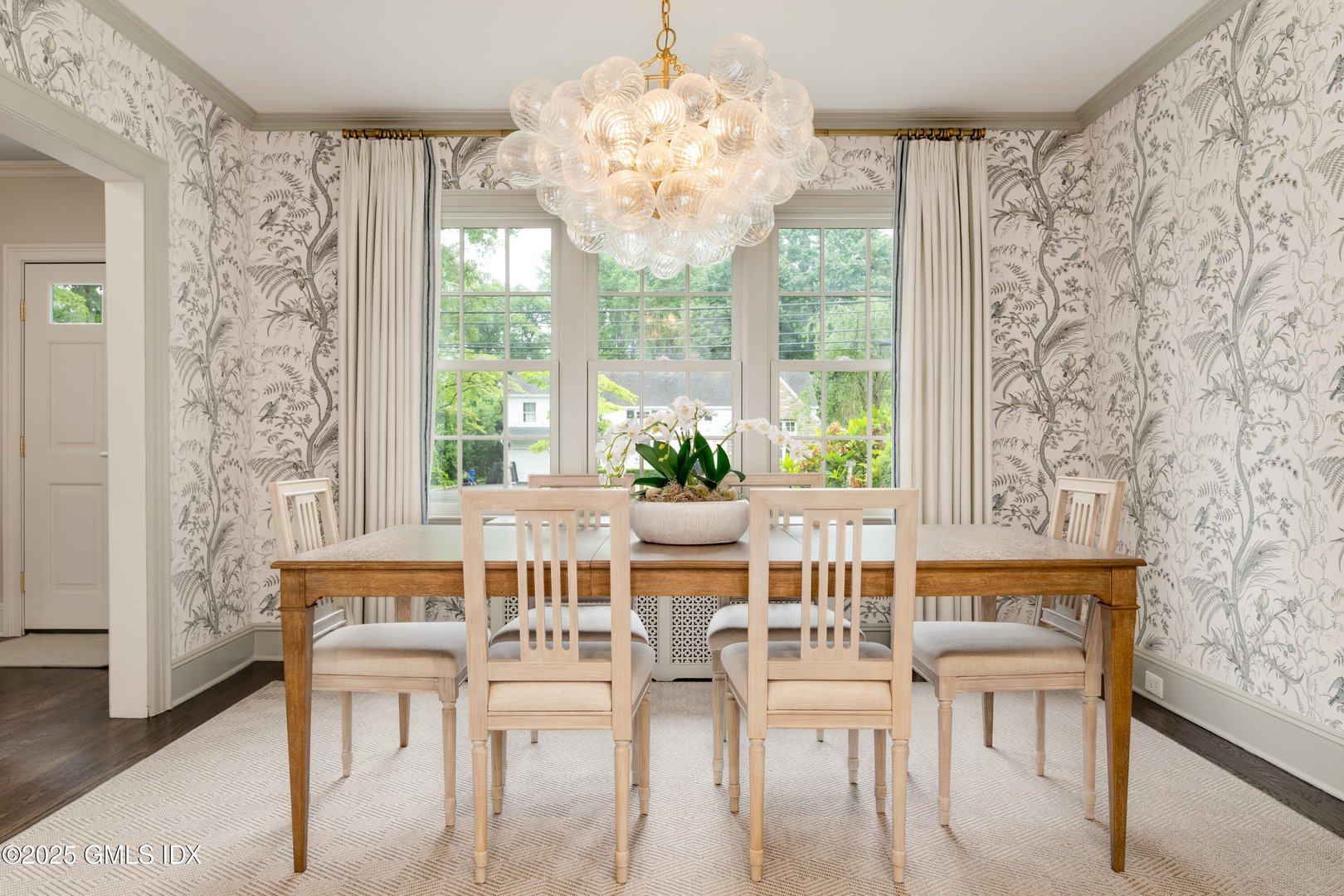 227 Riverside Avenue Photo 6