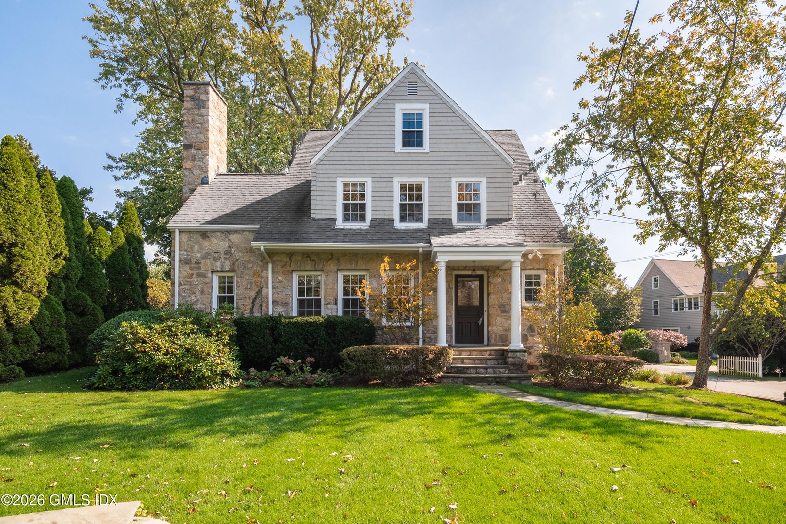 118 Shore Road Photo 1