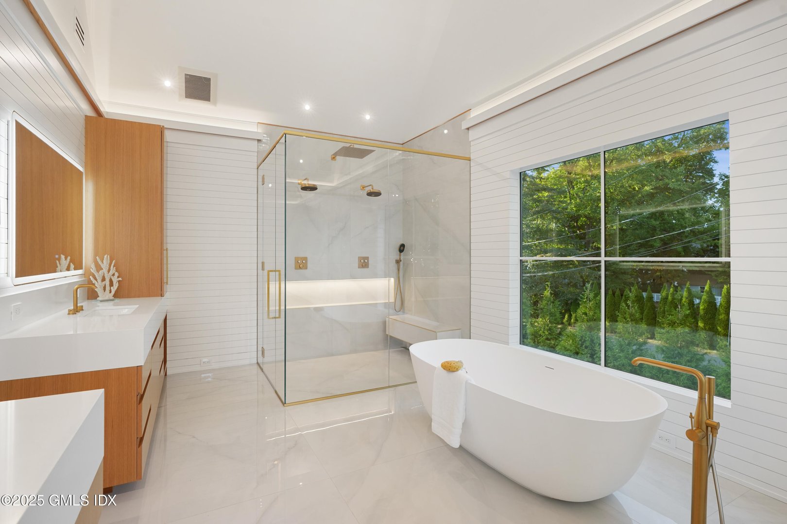 25 Dialstone Lane Photo 17