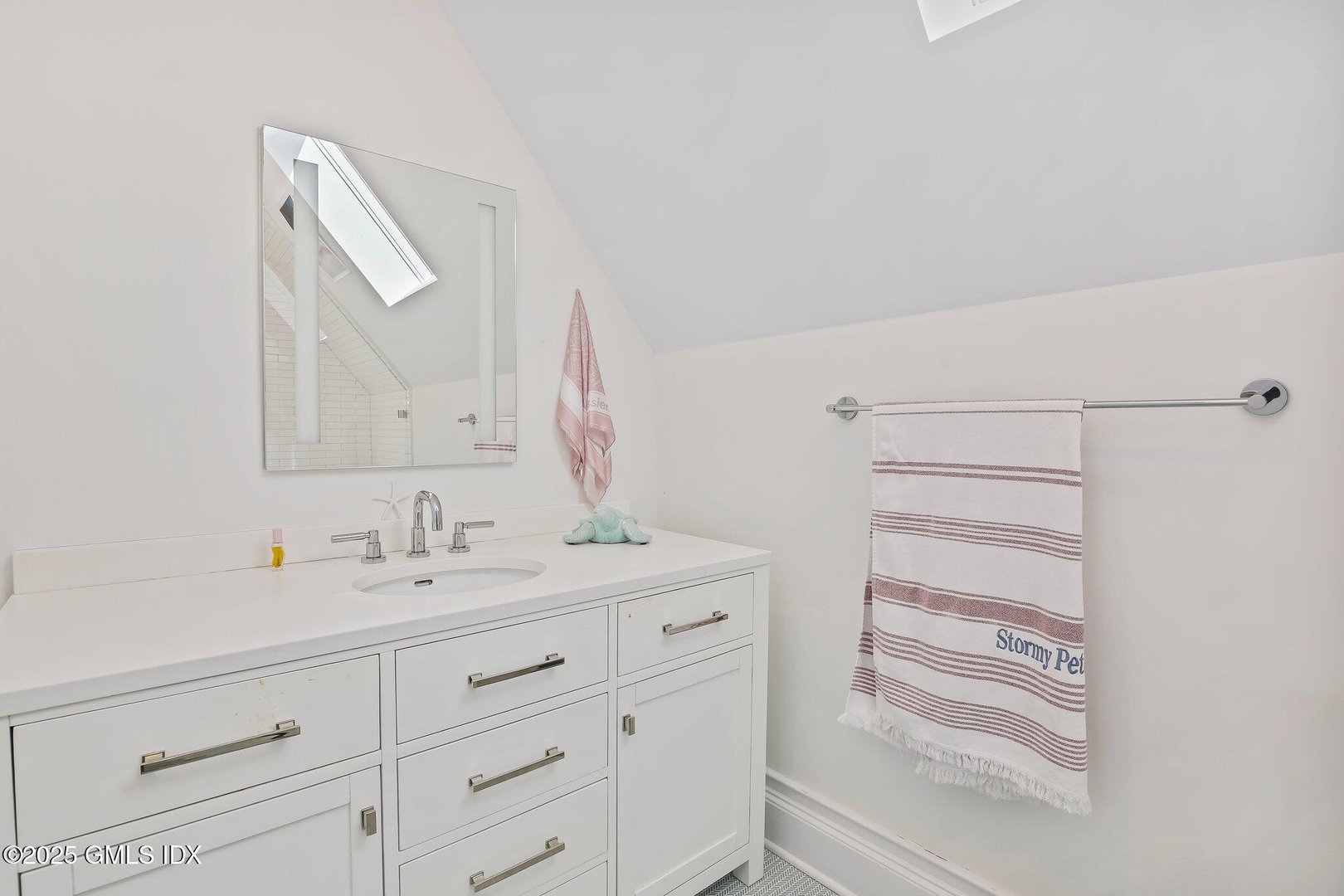 26 Glen Avon Drive Photo 42