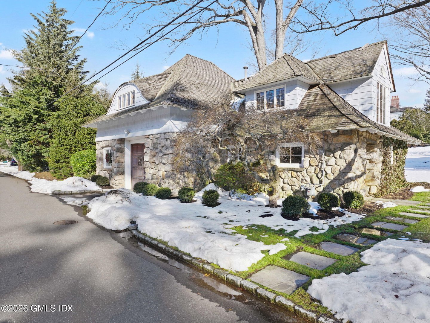 26 Glen Avon Drive Photo 2