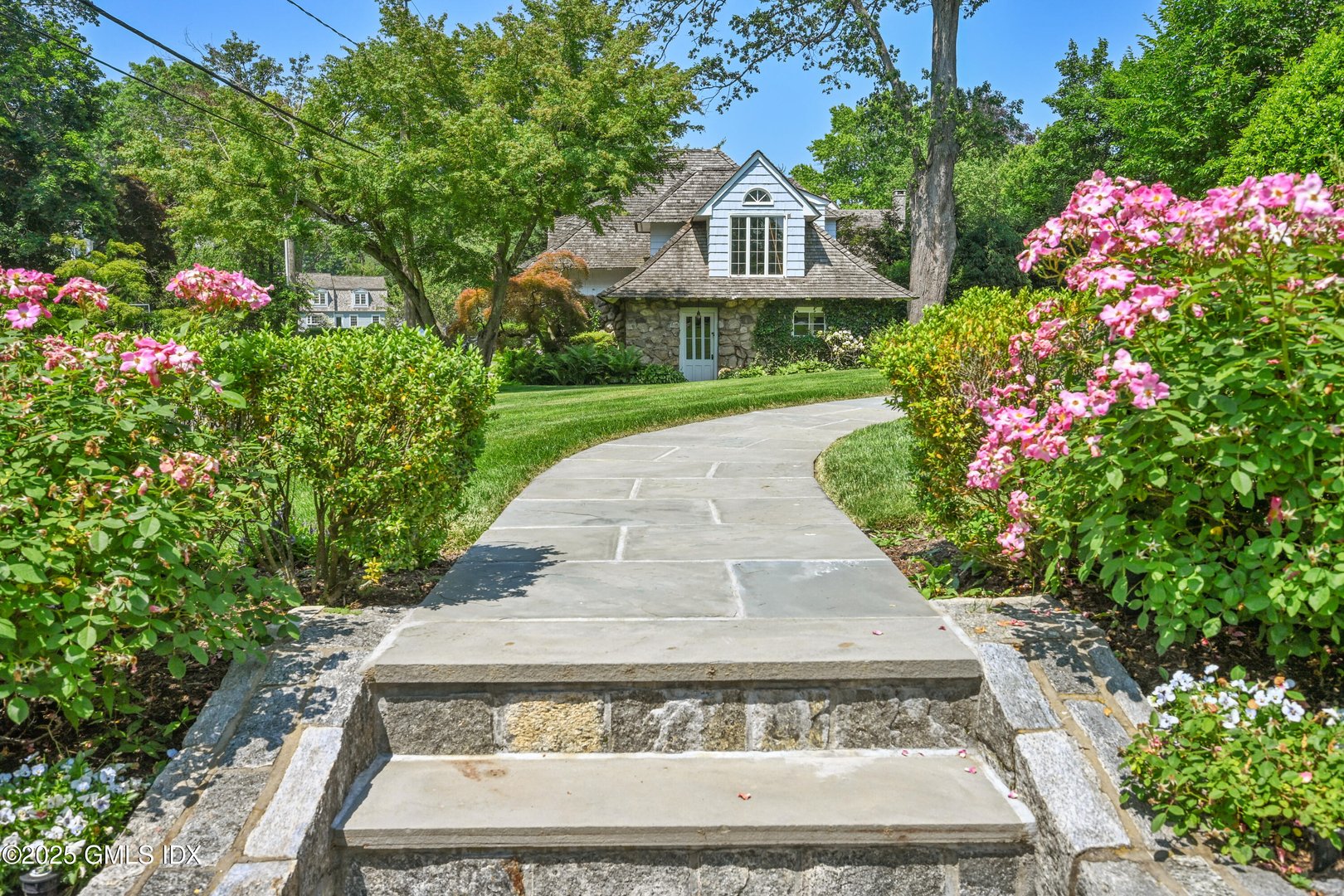 26 Glen Avon Drive Photo 5