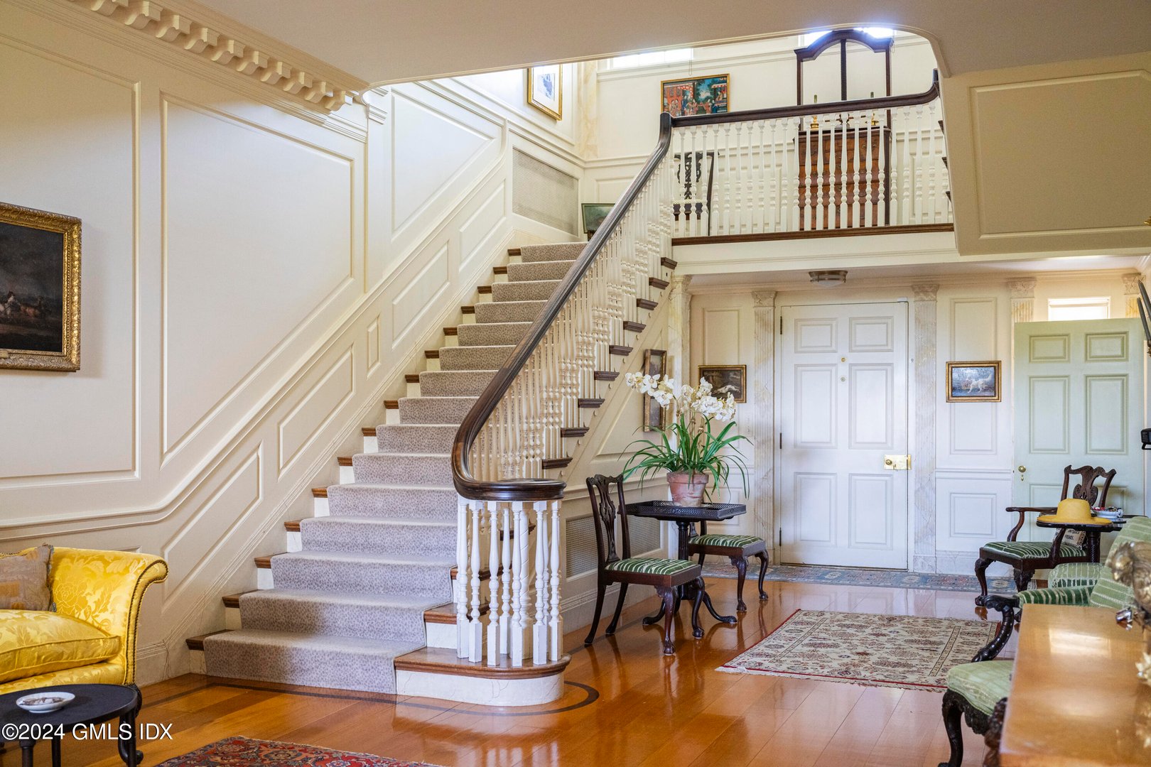 10 Cliffdale Road Photo 4