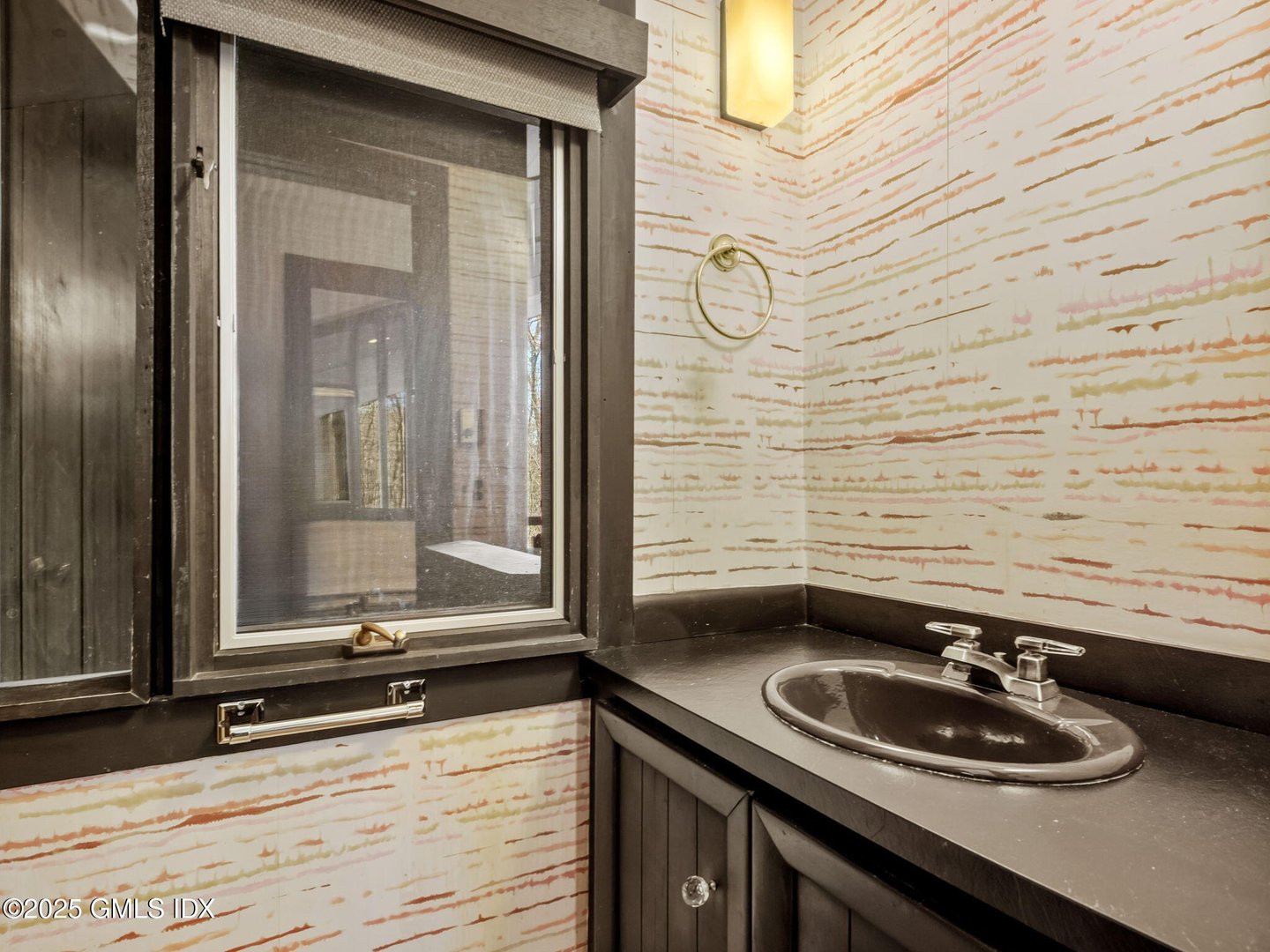 484 Cognewaugh Road Photo 33