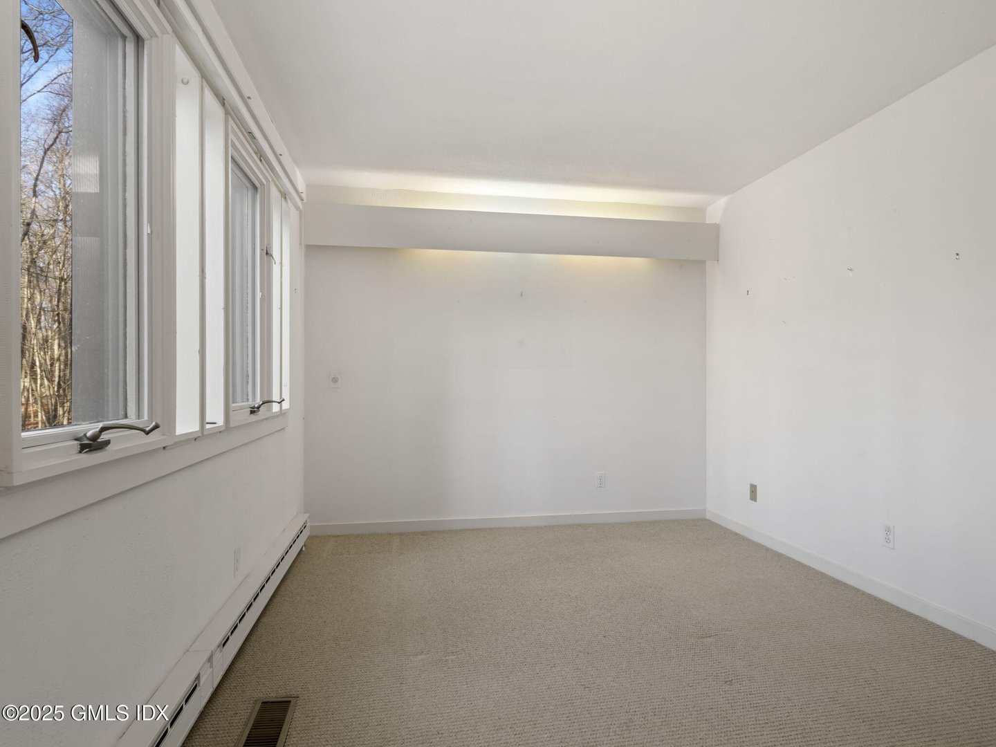 484 Cognewaugh Road Photo 29