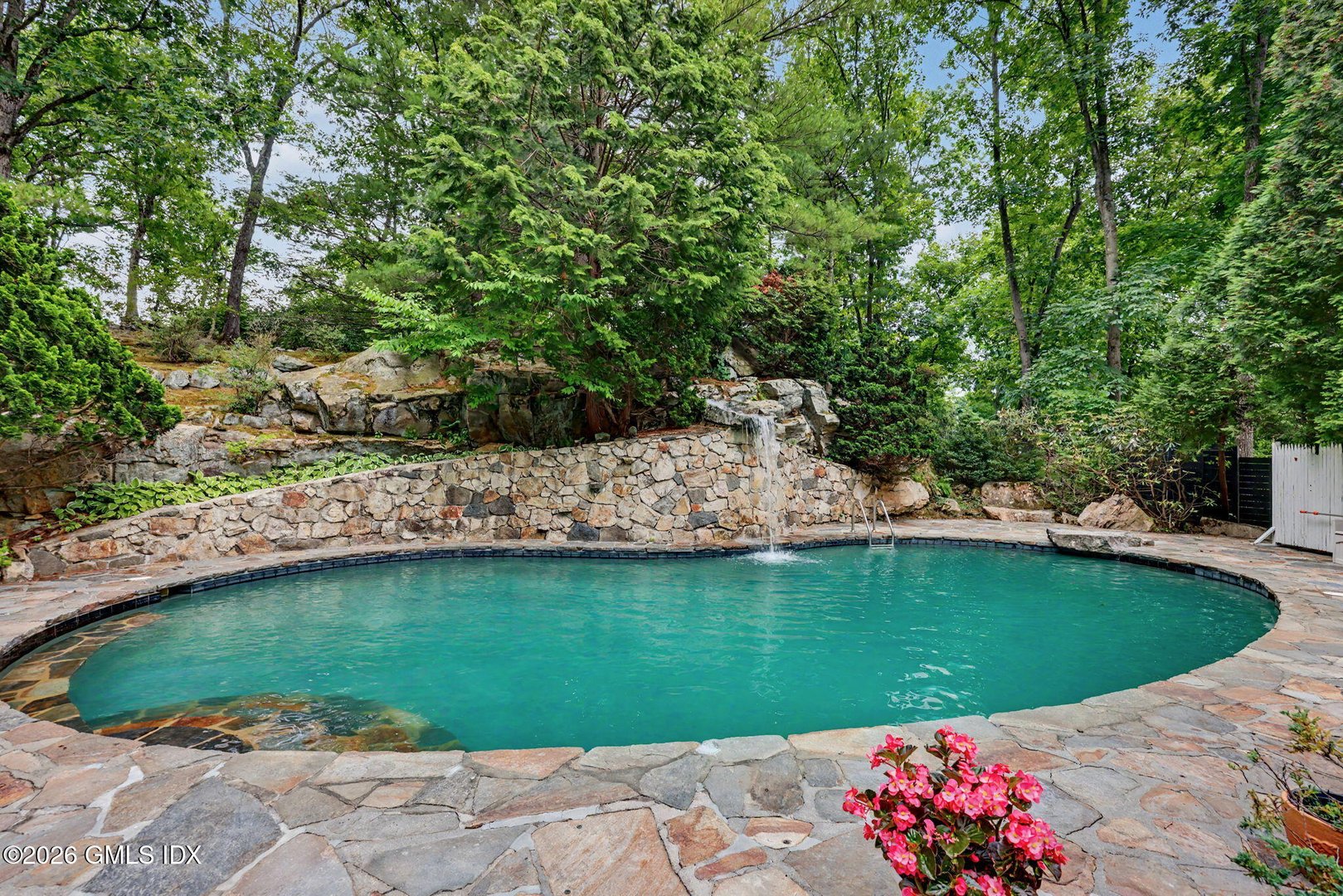 51 Dandy Drive Photo 2