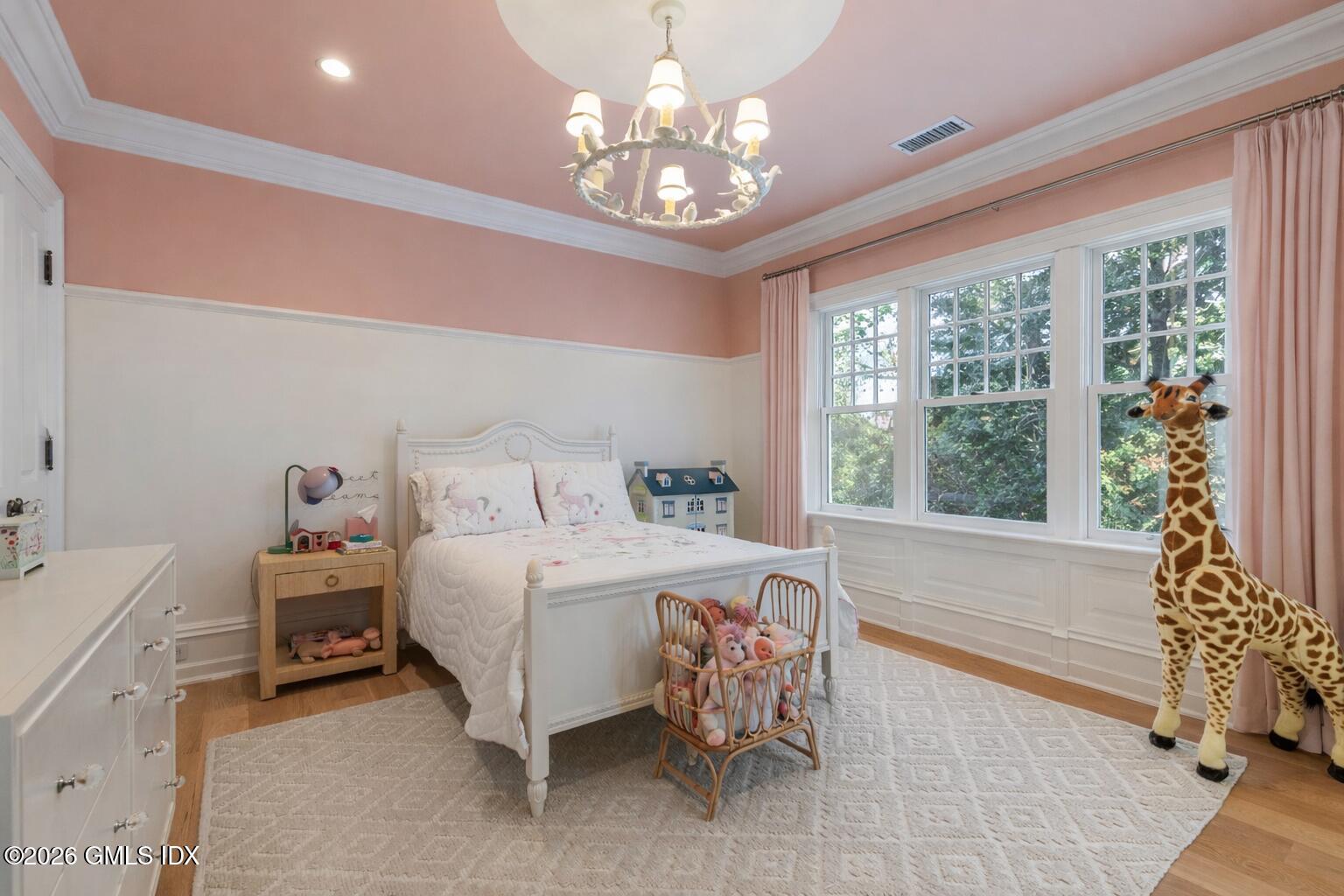 247 Riverside Avenue Photo 23