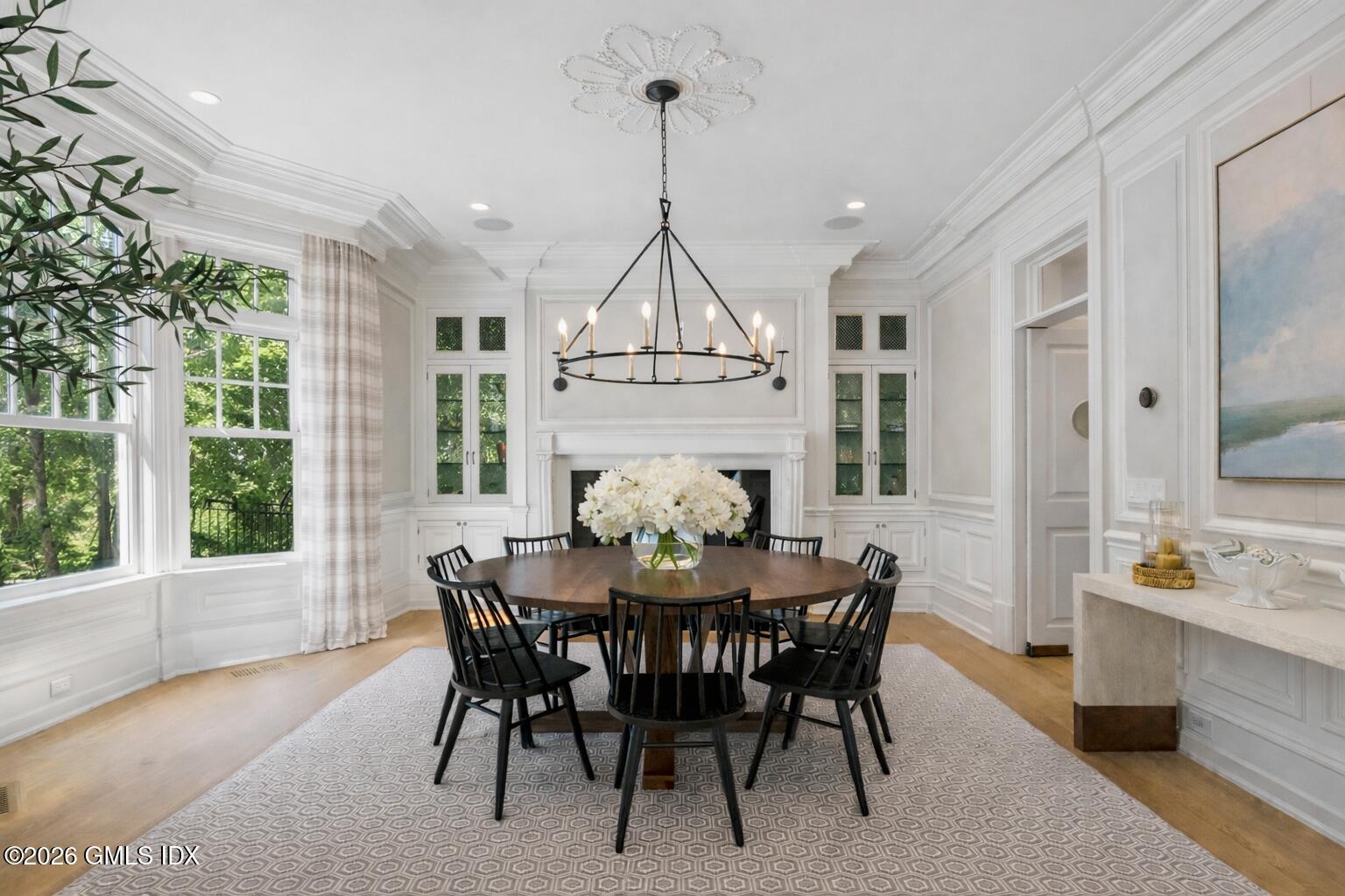 247 Riverside Avenue Photo 5