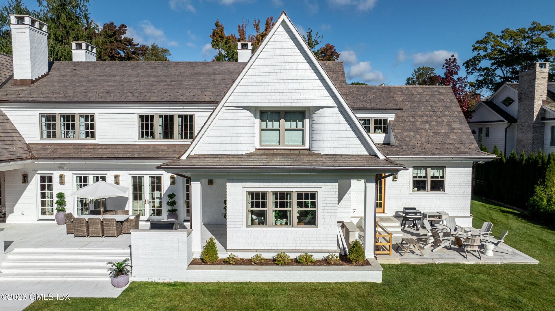 56 Winthrop Drive Photo 4