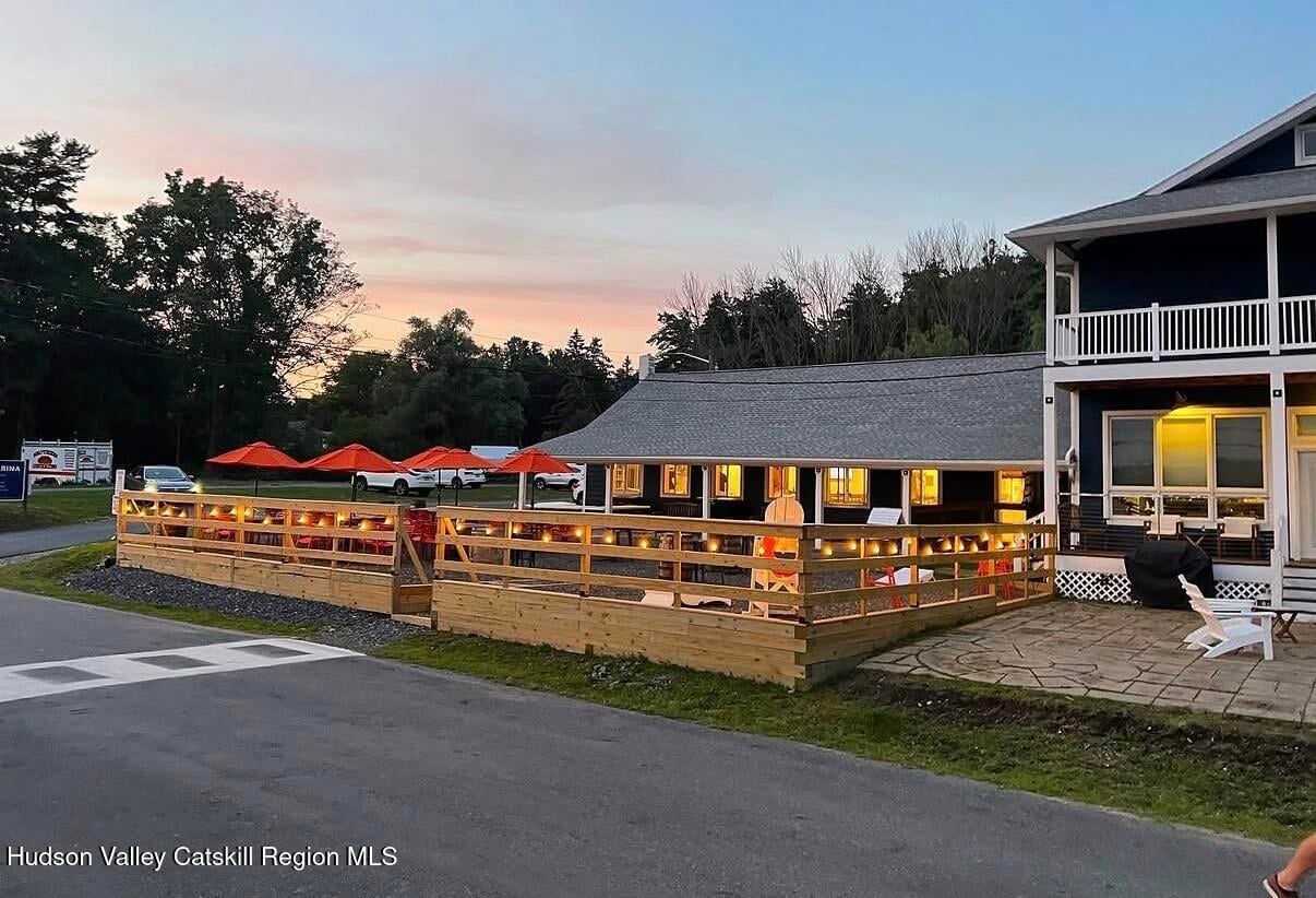 351 Lakeview Road Photo 1