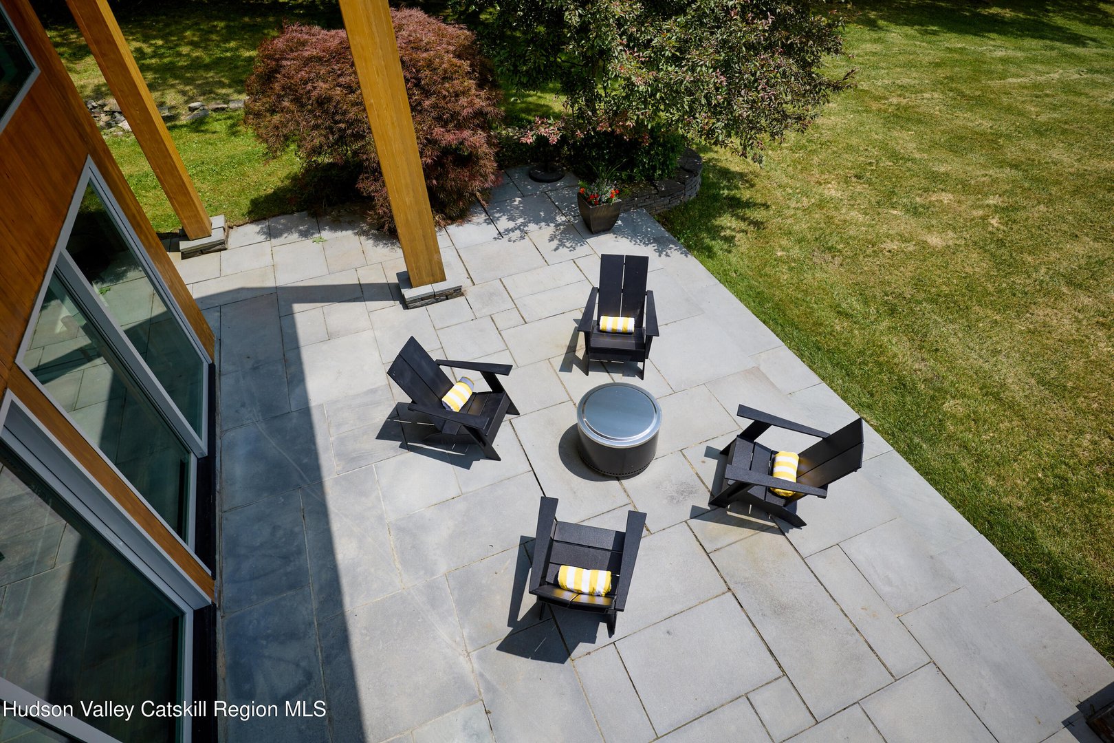 33 Ford Road Photo 33