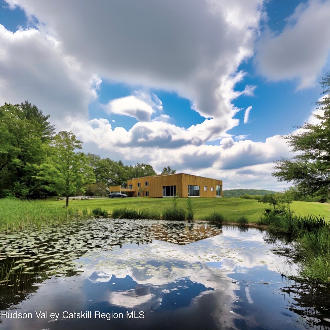 33 Ford Road Photo 18