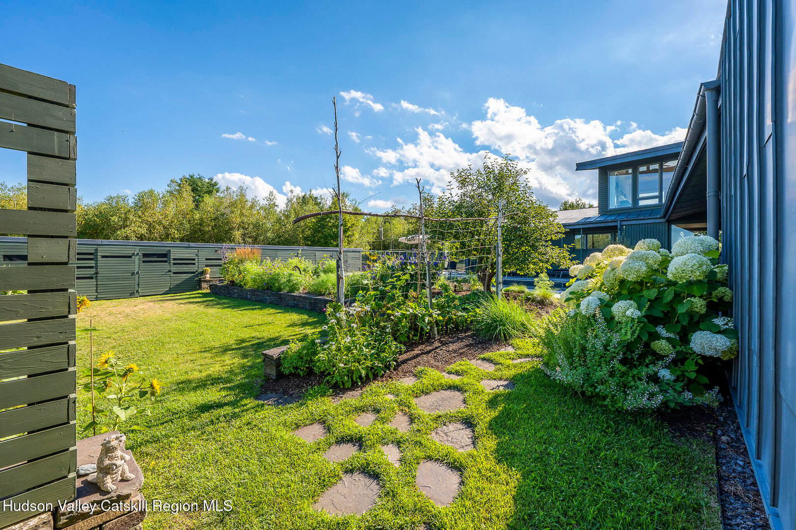 292 White Hill Road Photo 31