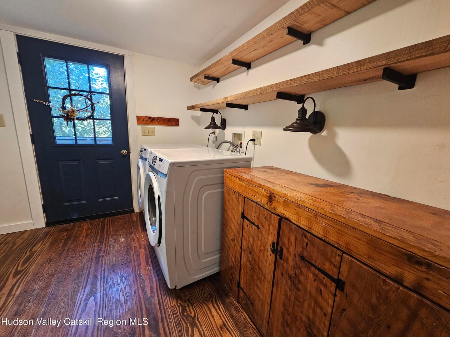 861 Snydertown Road Photo 10