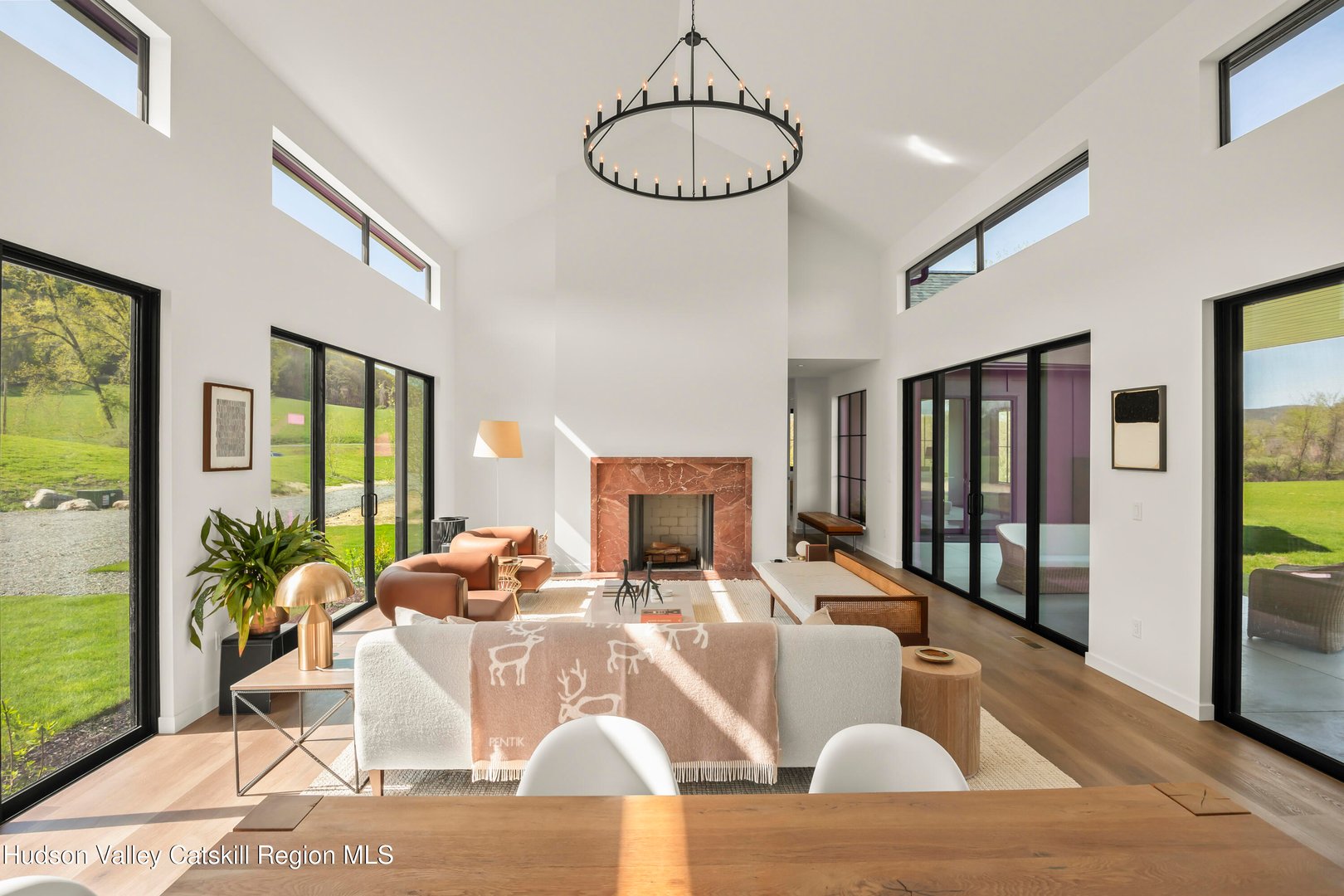 110 Mansfield Road Photo 3