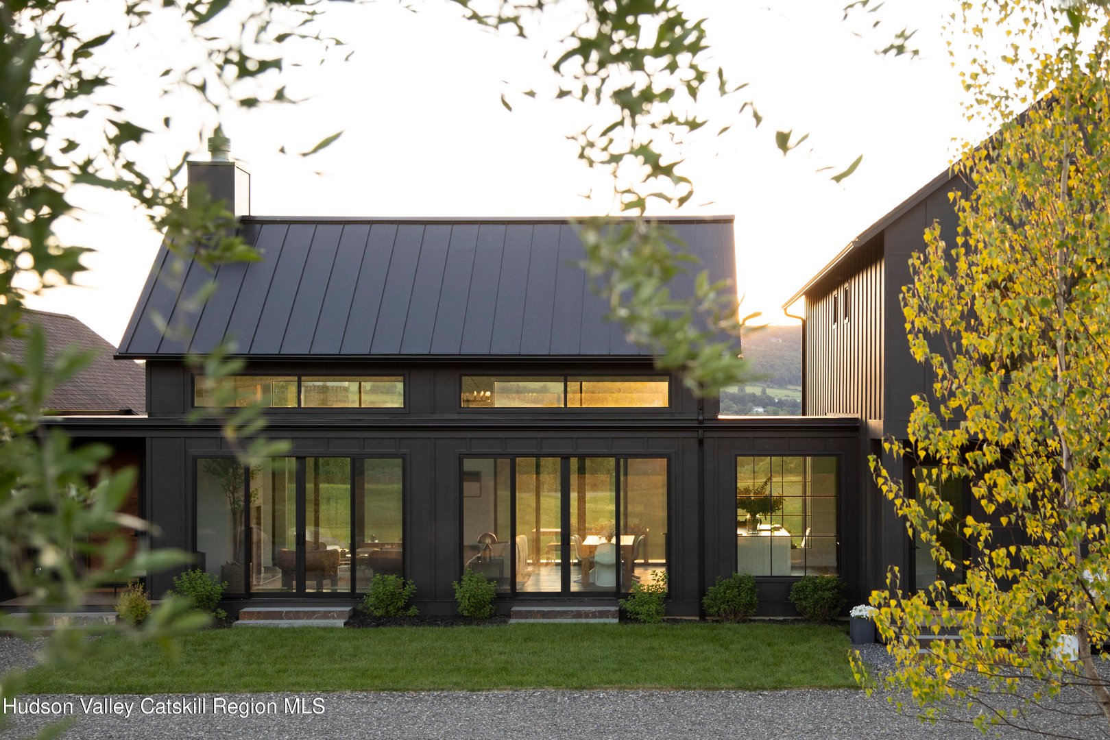 110 Mansfield Road Photo 1