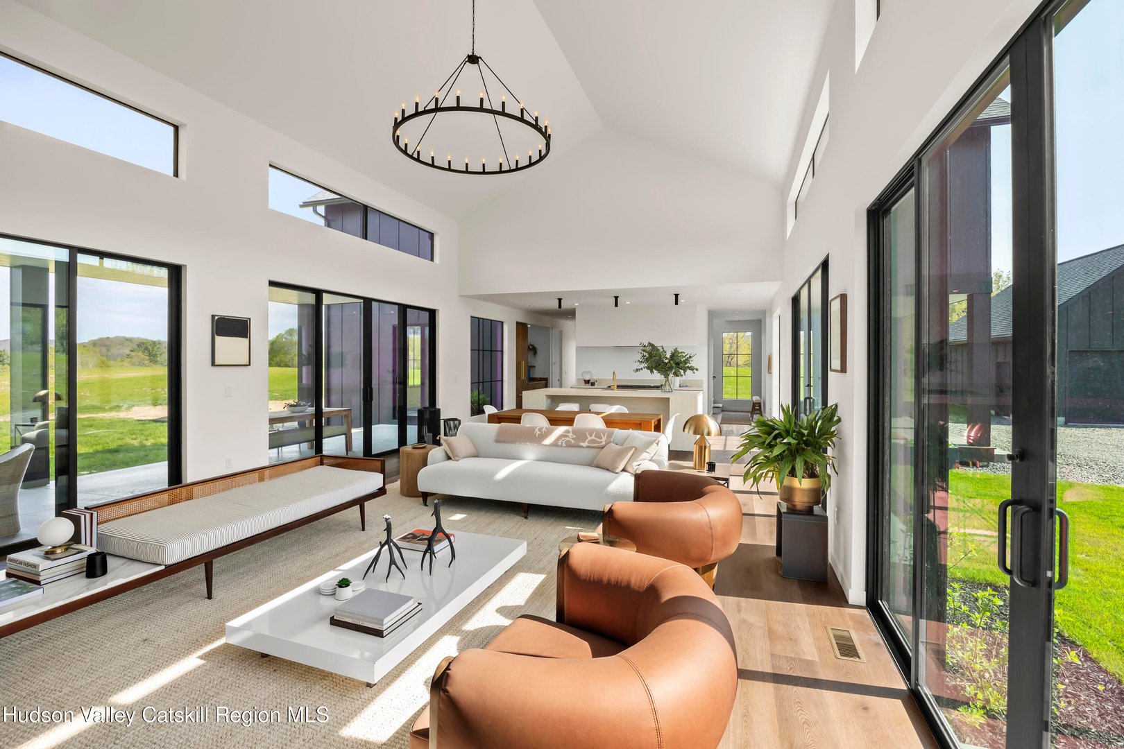 110 Mansfield Road Photo 6