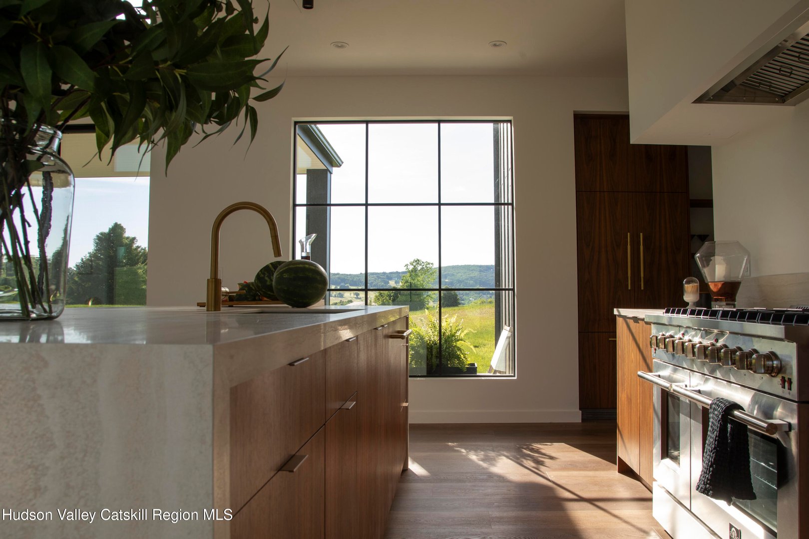 110 Mansfield Road Photo 16