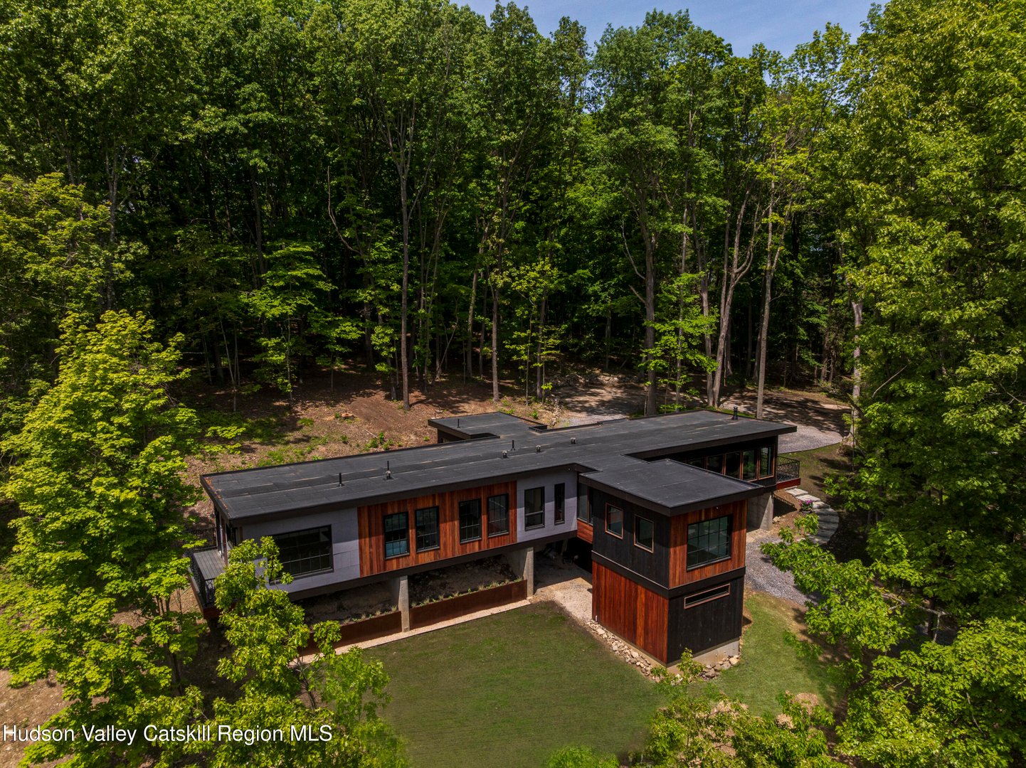 490 Old Route 82 Photo 1