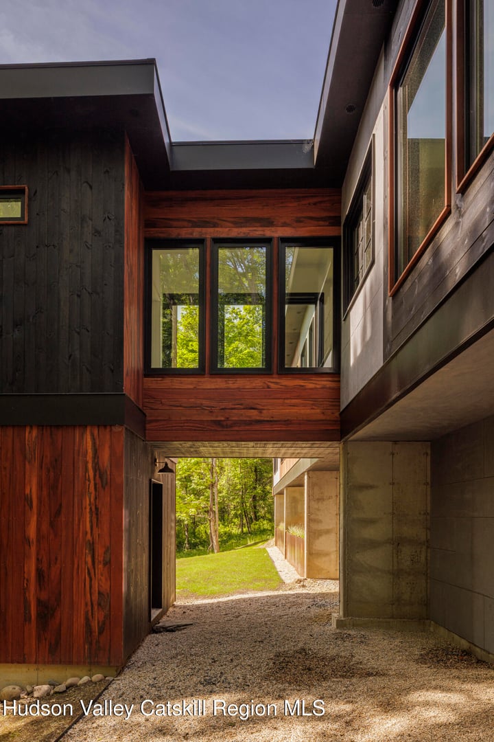 490 Old Route 82 Photo 4