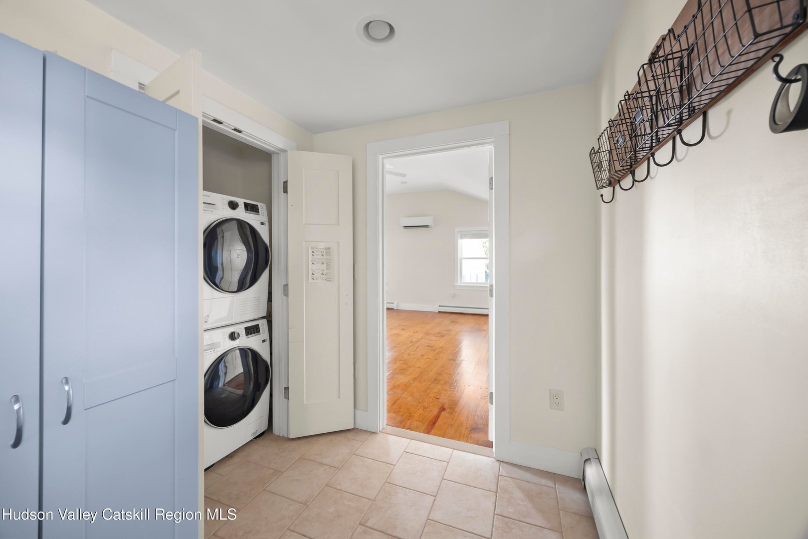 4 Lower Post Road Photo 16