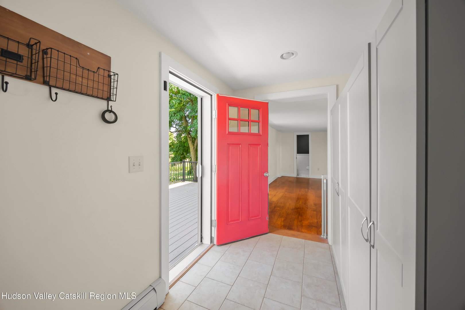 4 Lower Post Road Photo 7