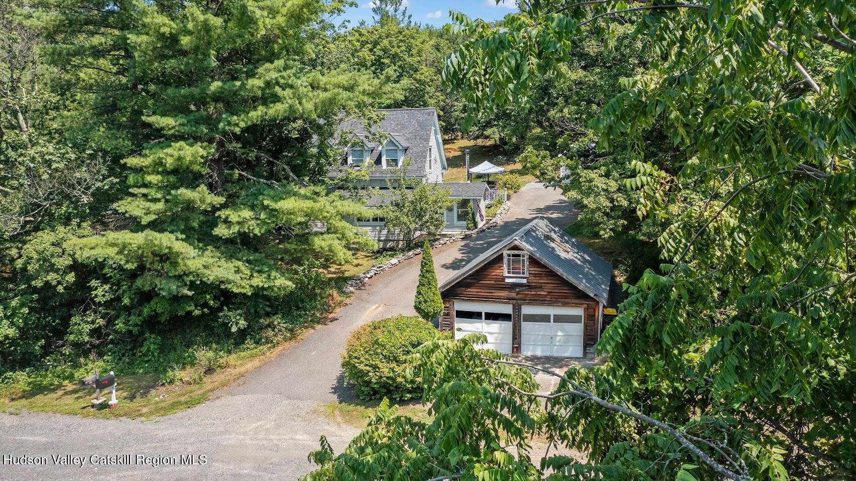 4 Greeley Road Photo 2