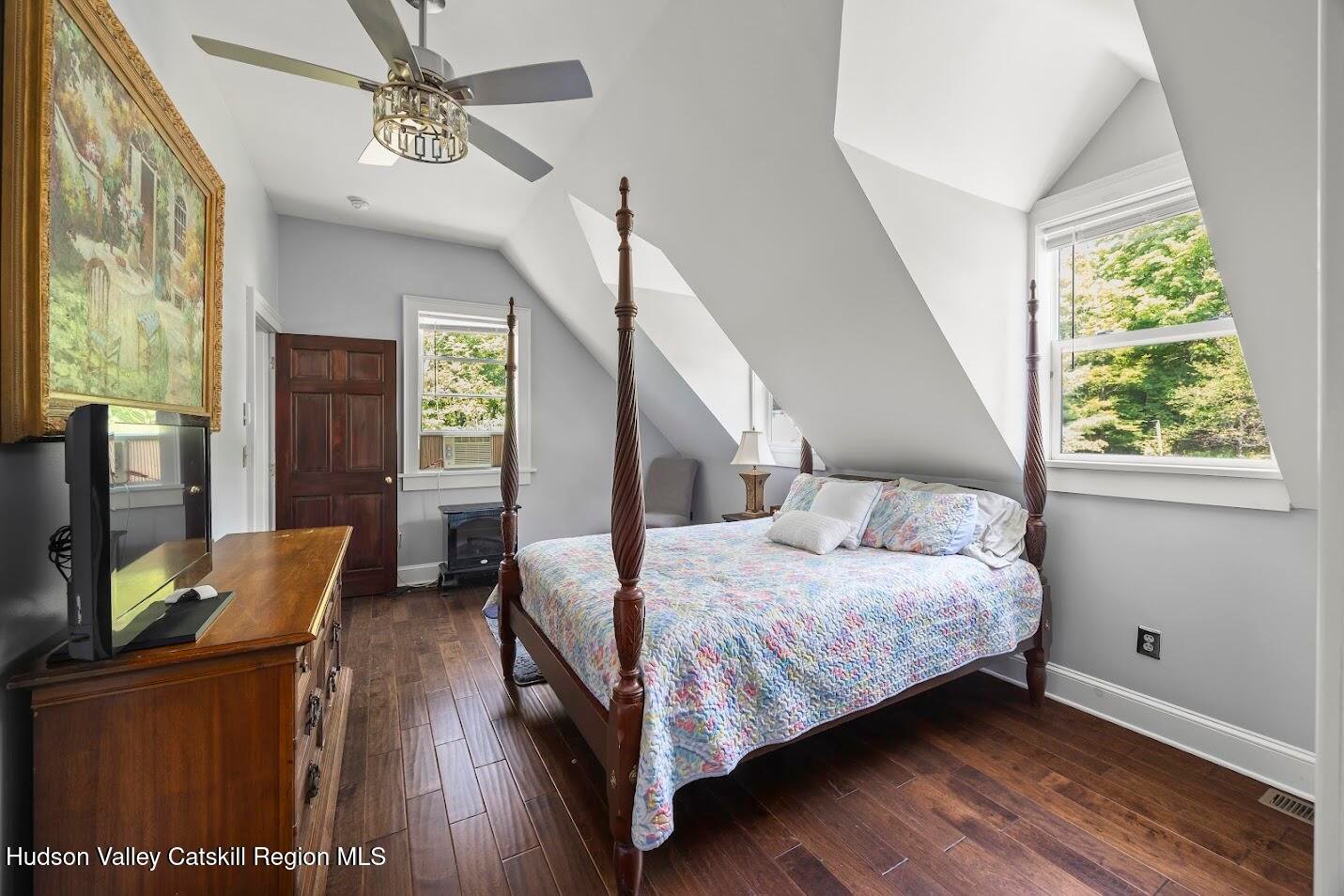 4 Greeley Road Photo 16