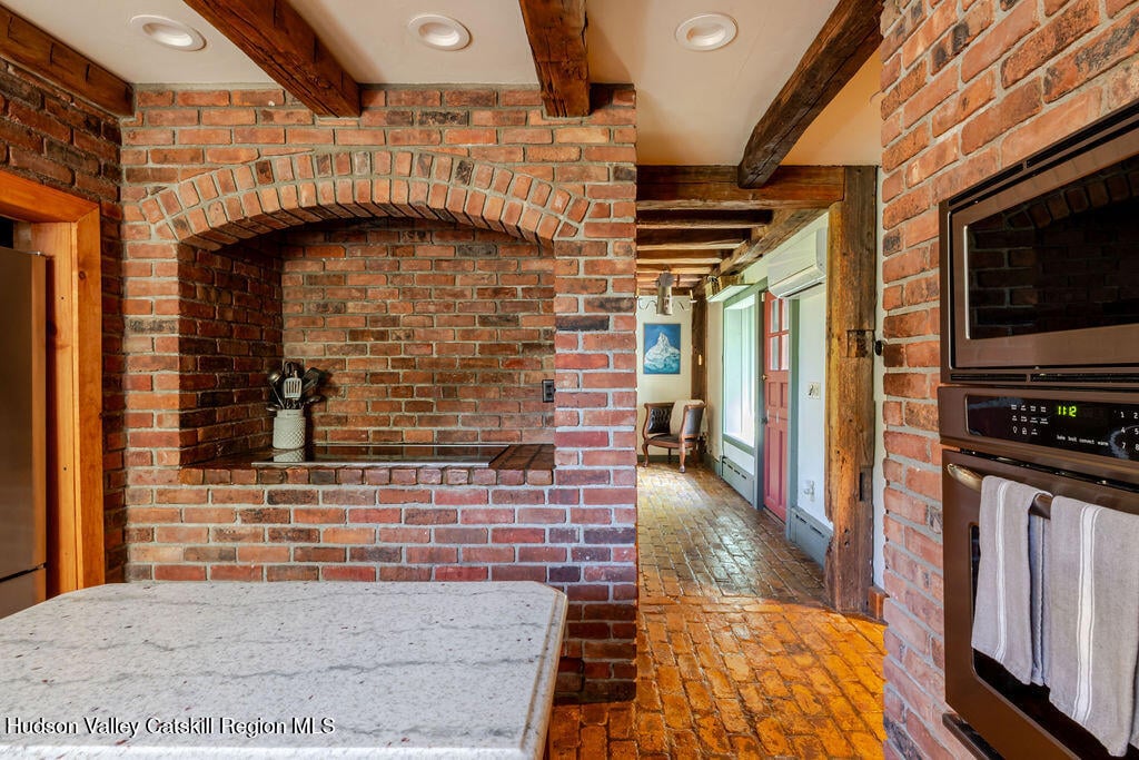 455 Post Hill Roads Photo 15