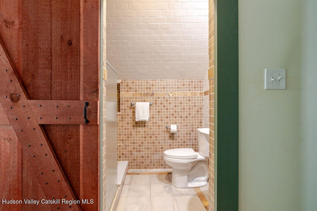 455 Post Hill Roads Photo 38