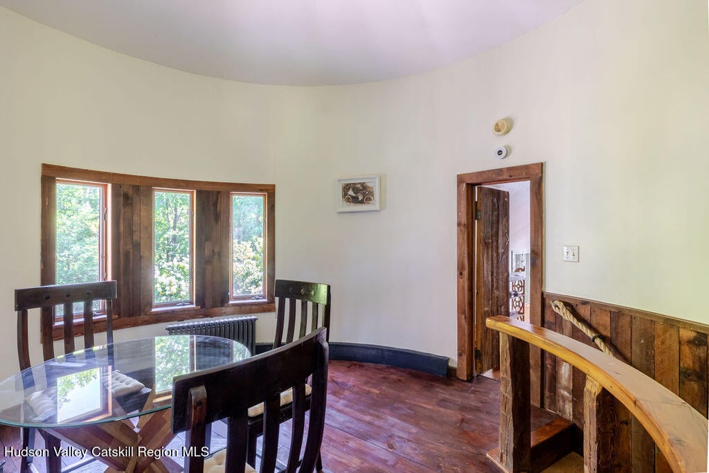 455 Post Hill Roads Photo 36