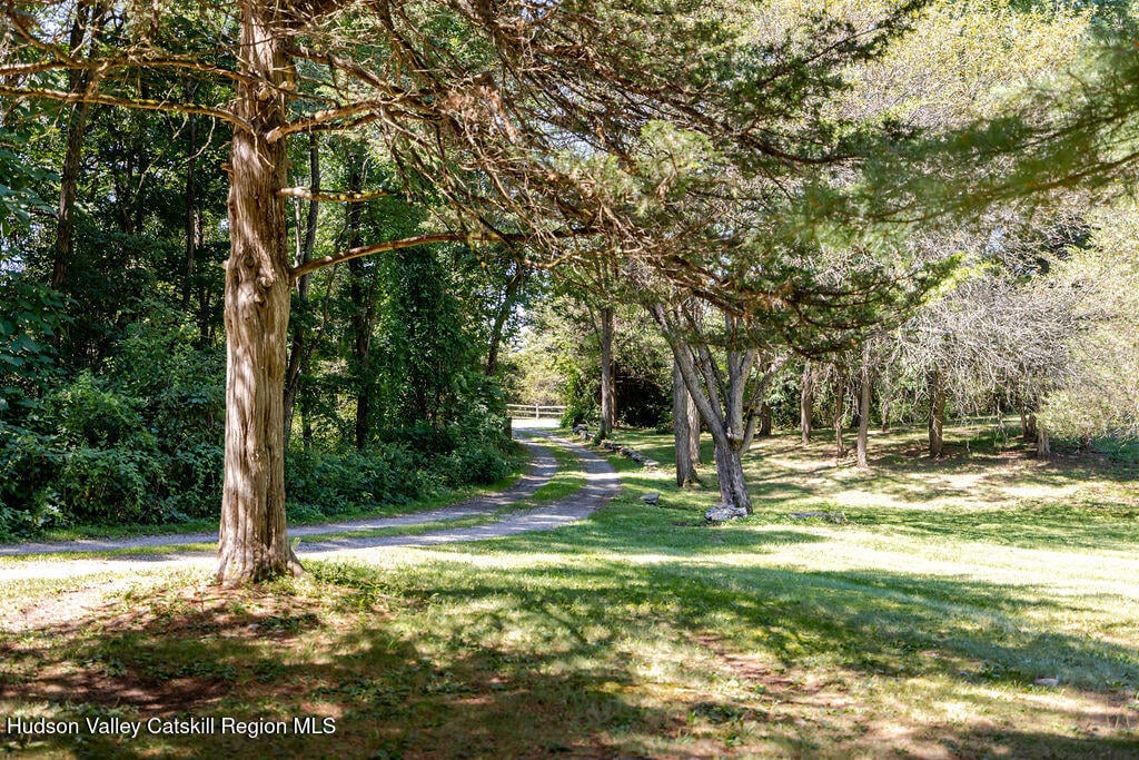 455 Post Hill Roads Photo 50